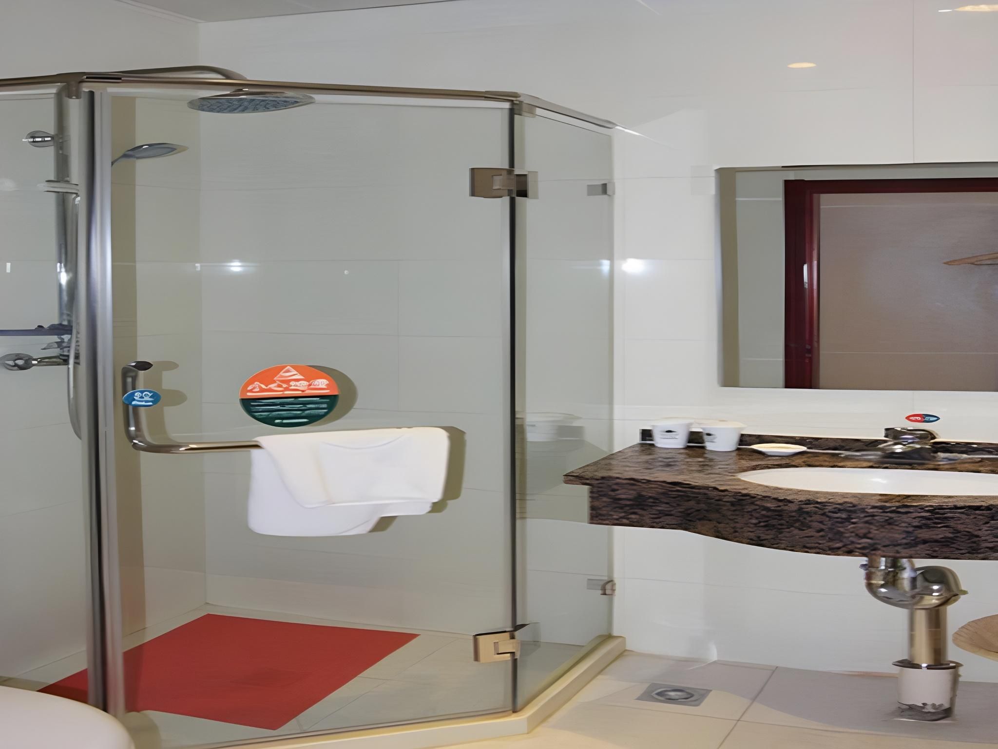 Hotel Queen Room