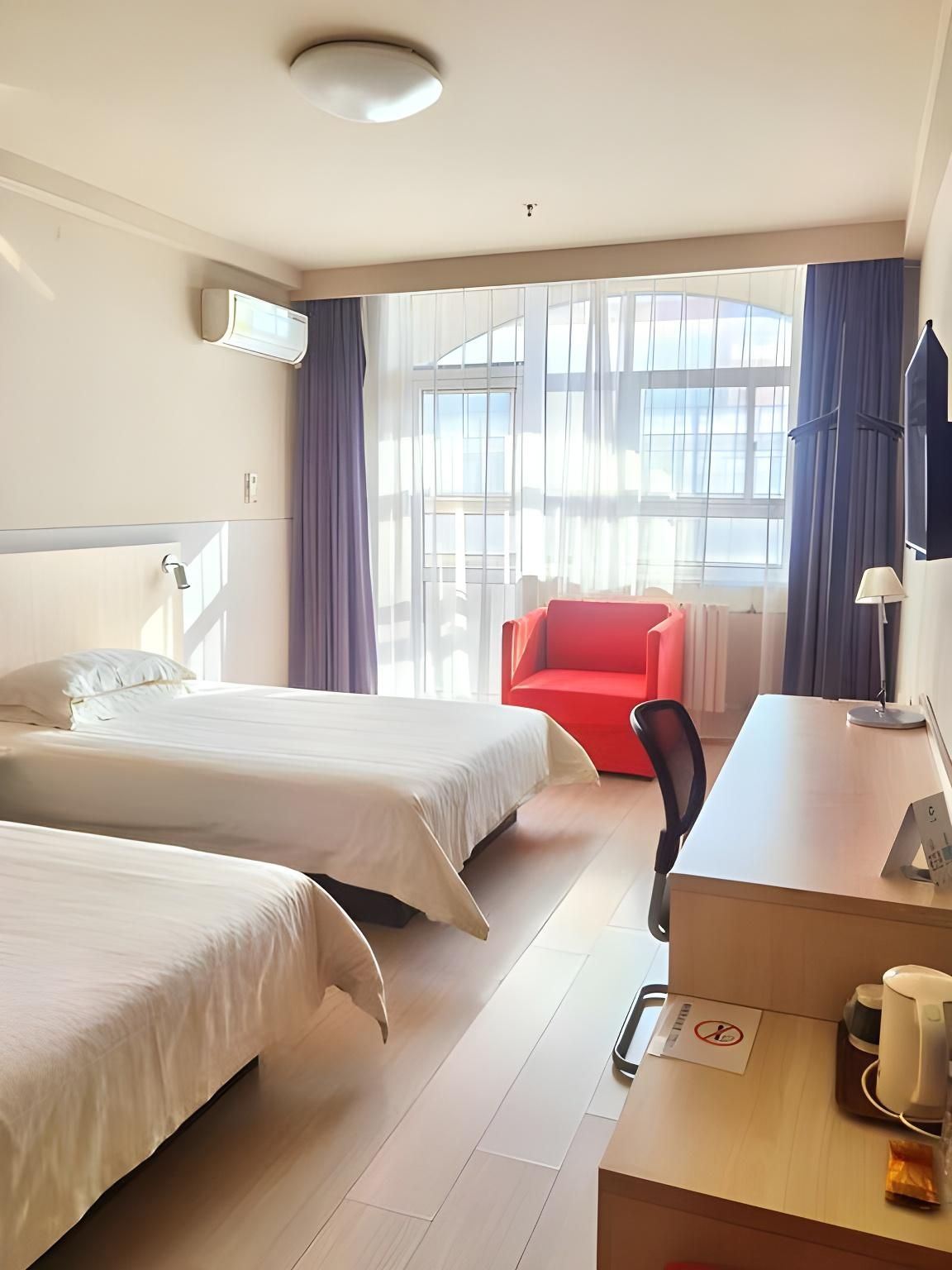 Business Standard Room A