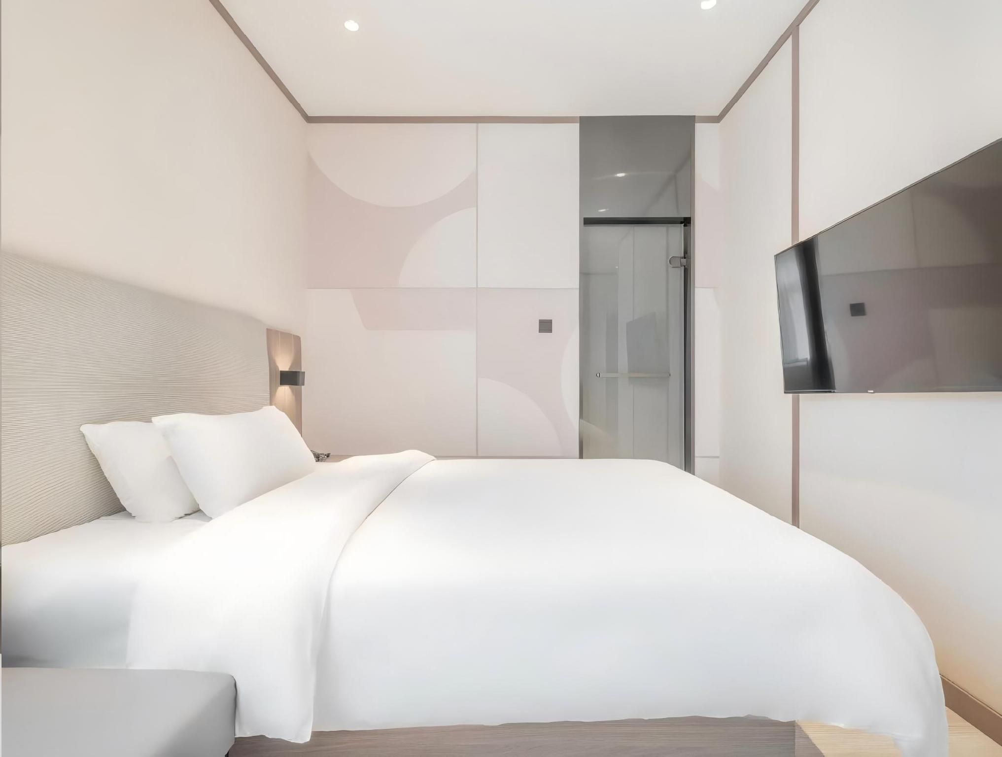 Grand Premier Room Queen