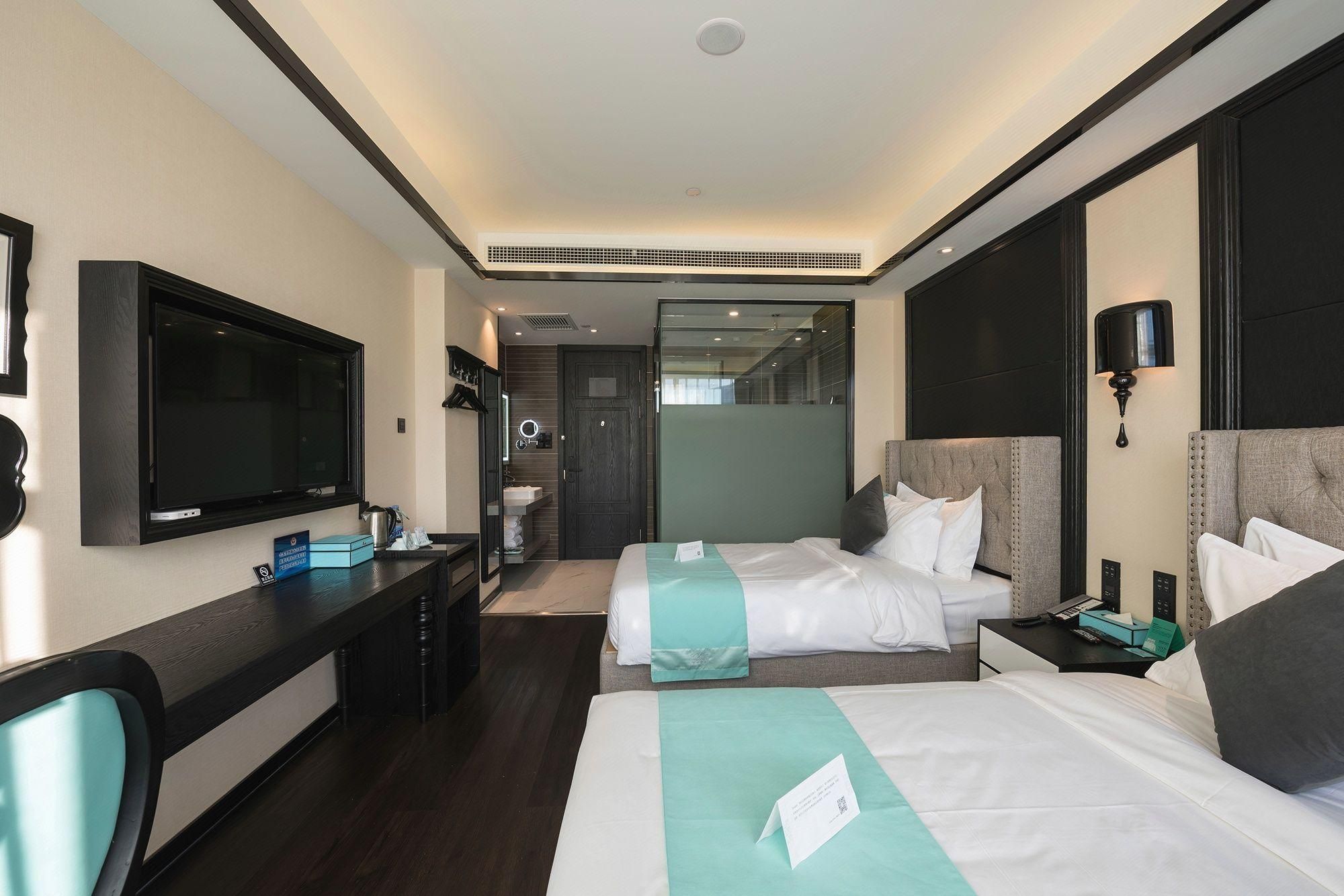 Xana - Deluxe Bed Room