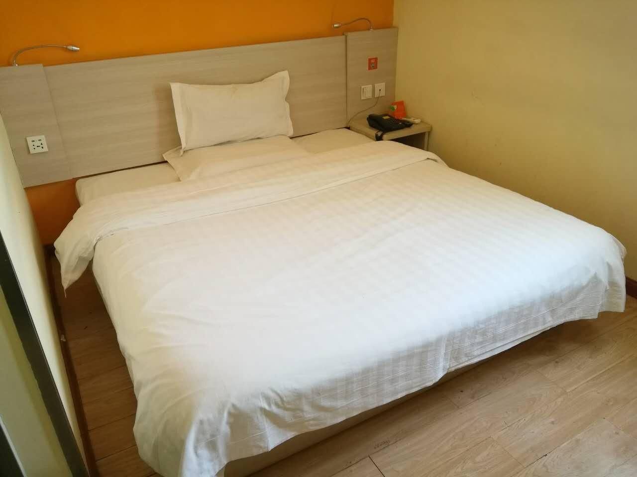 WH - Traditional Bed Room