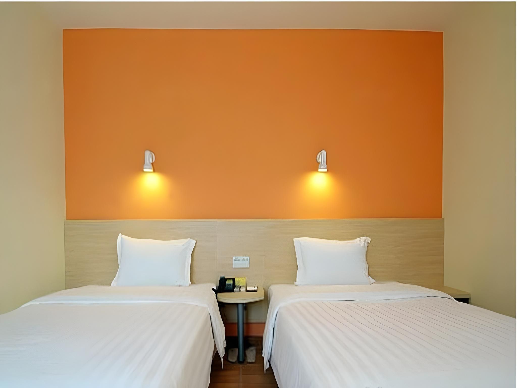 Corporate Twin, Guest room, 2 Twin/Single Bed(s), City view