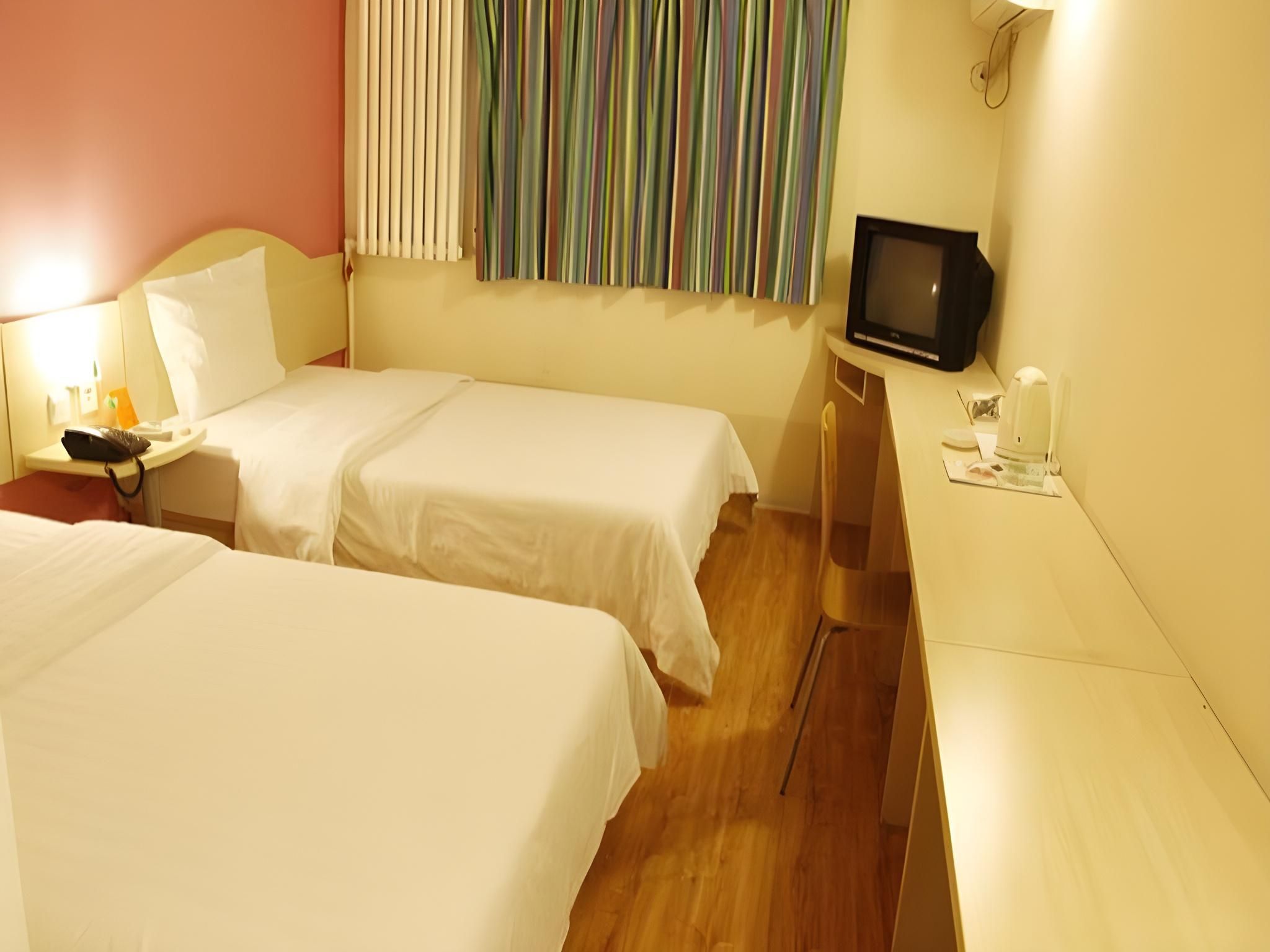 7 Days - Zizhu Twin Room