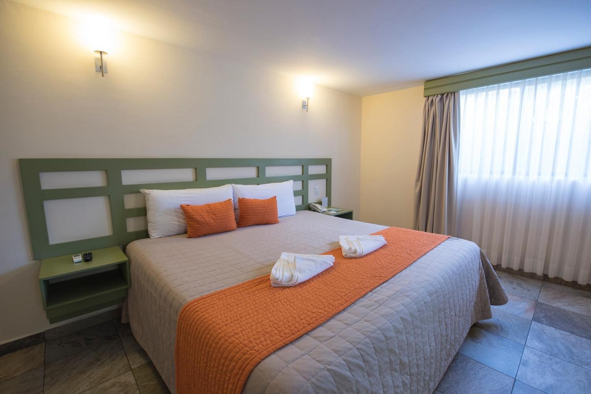 Deluxe Queen Room