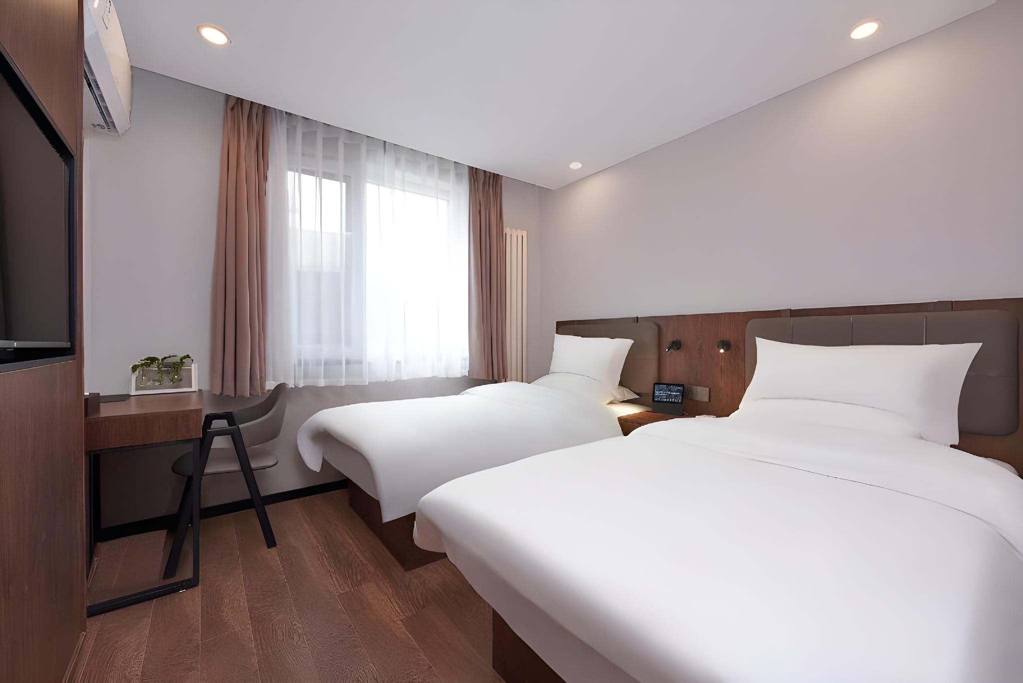 Twin Superior Room