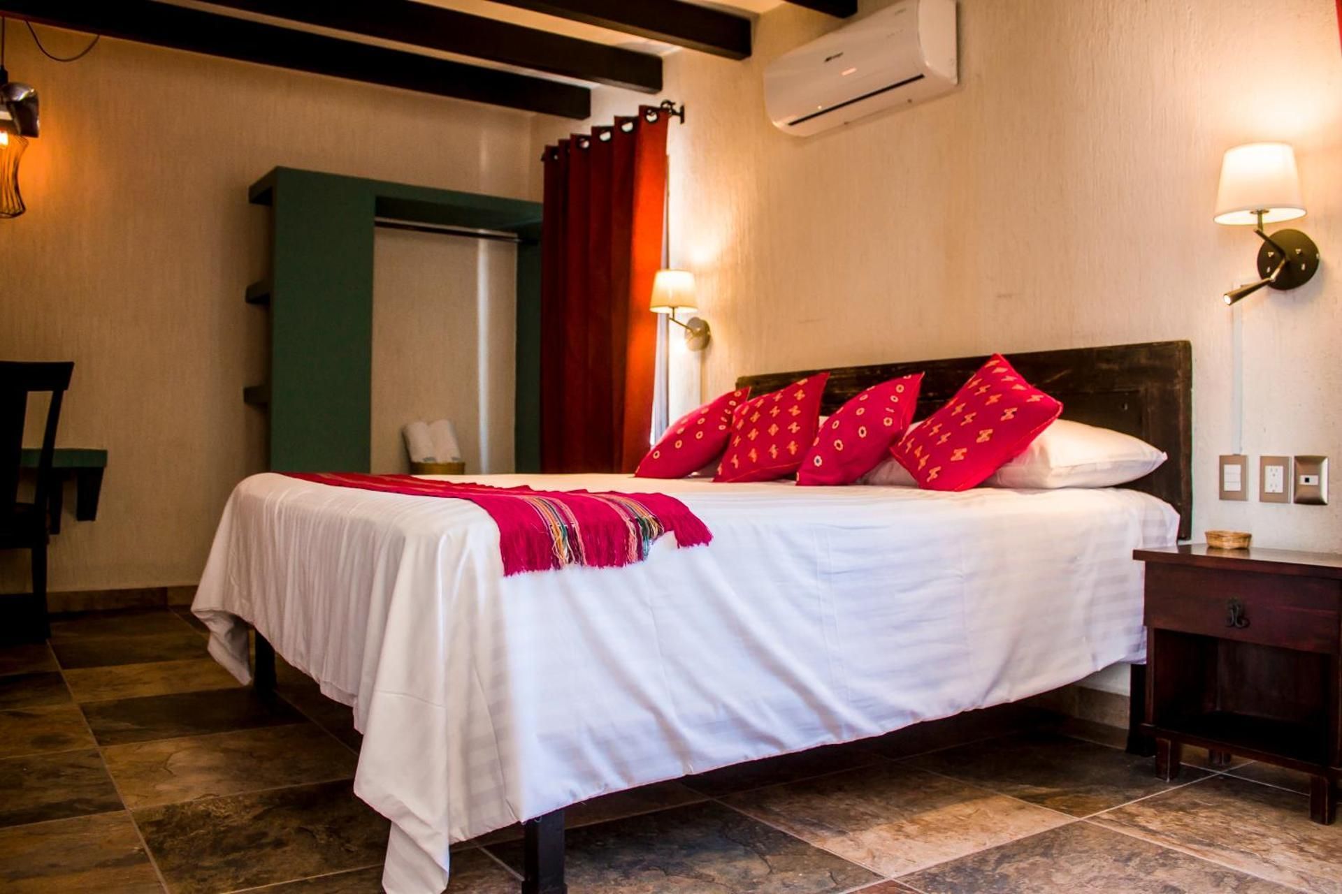 Hotel Casa del Agua One-Bedroom Suite