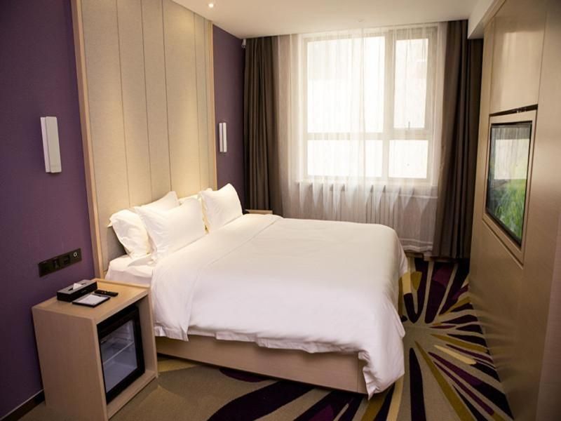 Deluxe King size bed Room