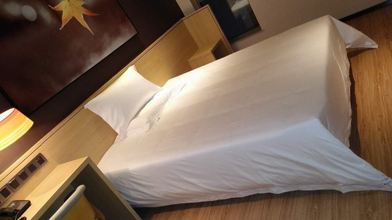 IU Compact U - Comfort Bed Room
