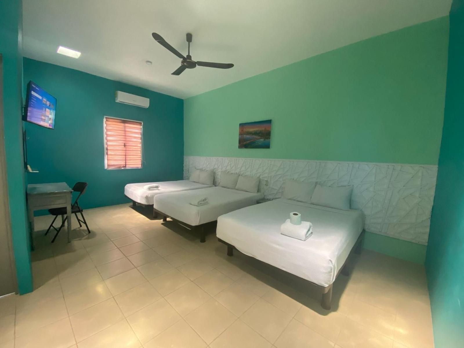 Triple Room