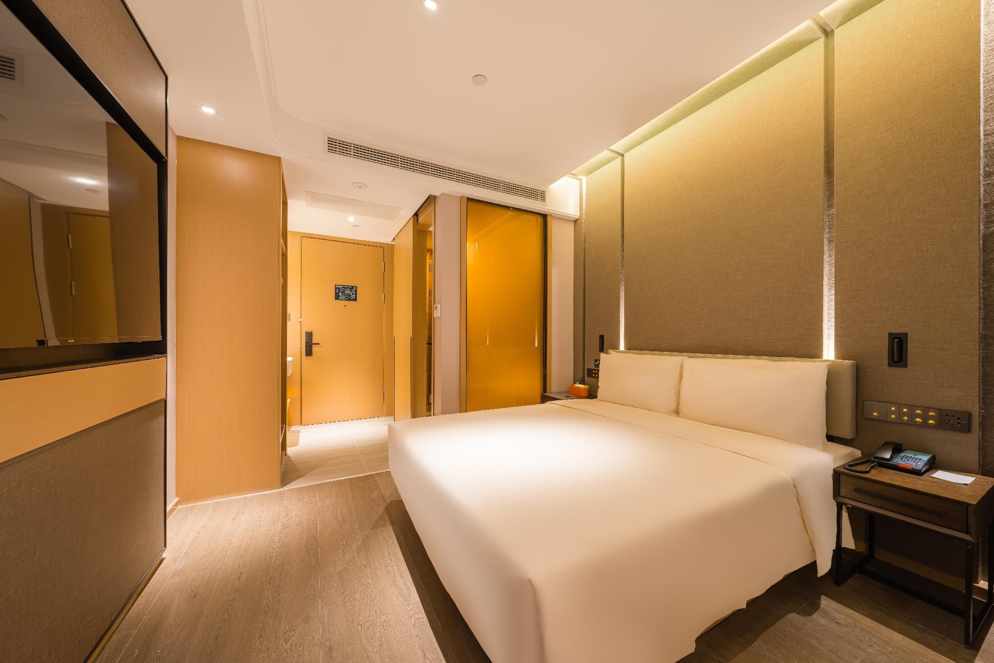 Executive room, Guest room, 1 Queen