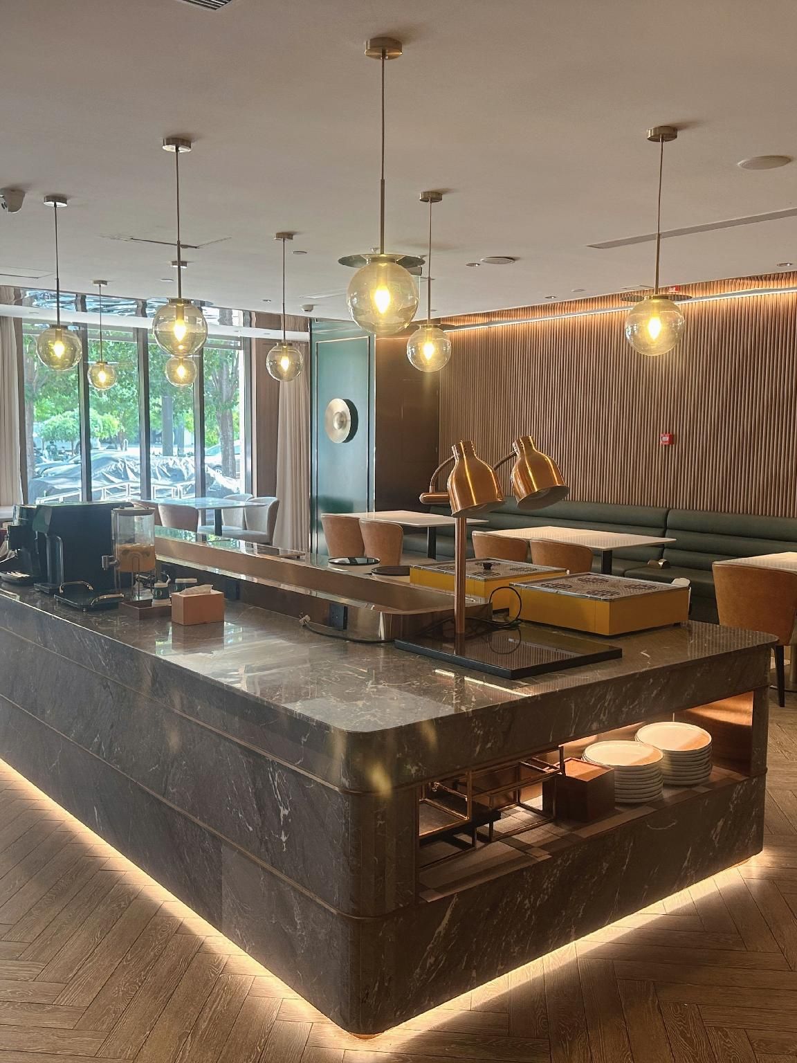 0ae80a81bb2d997821cdbceca7370647