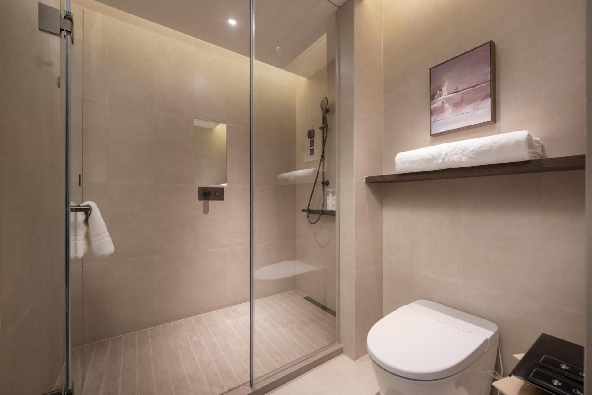 Executive room, Guest room, 1 Queen
