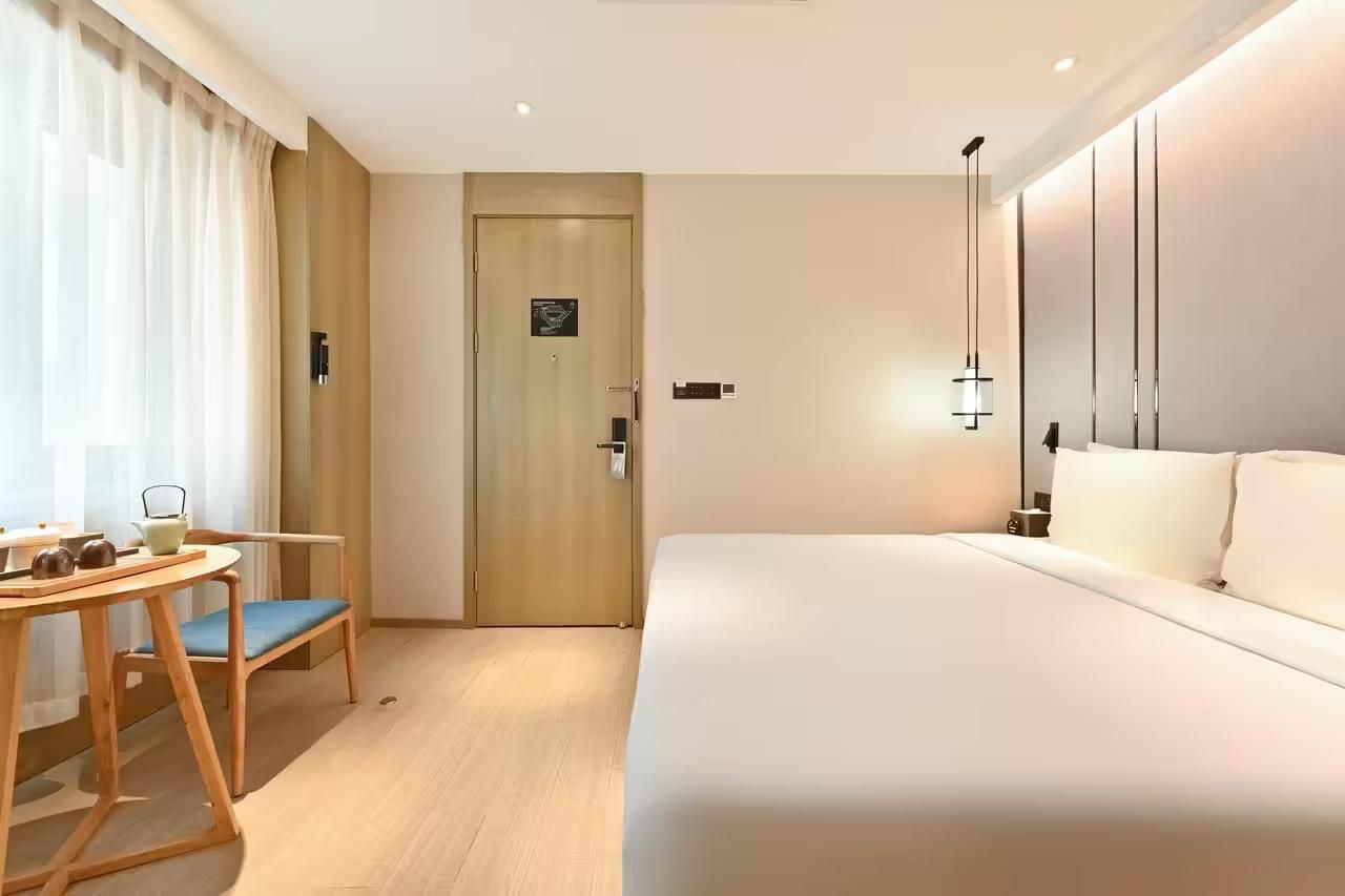 Atour - Elegant Room