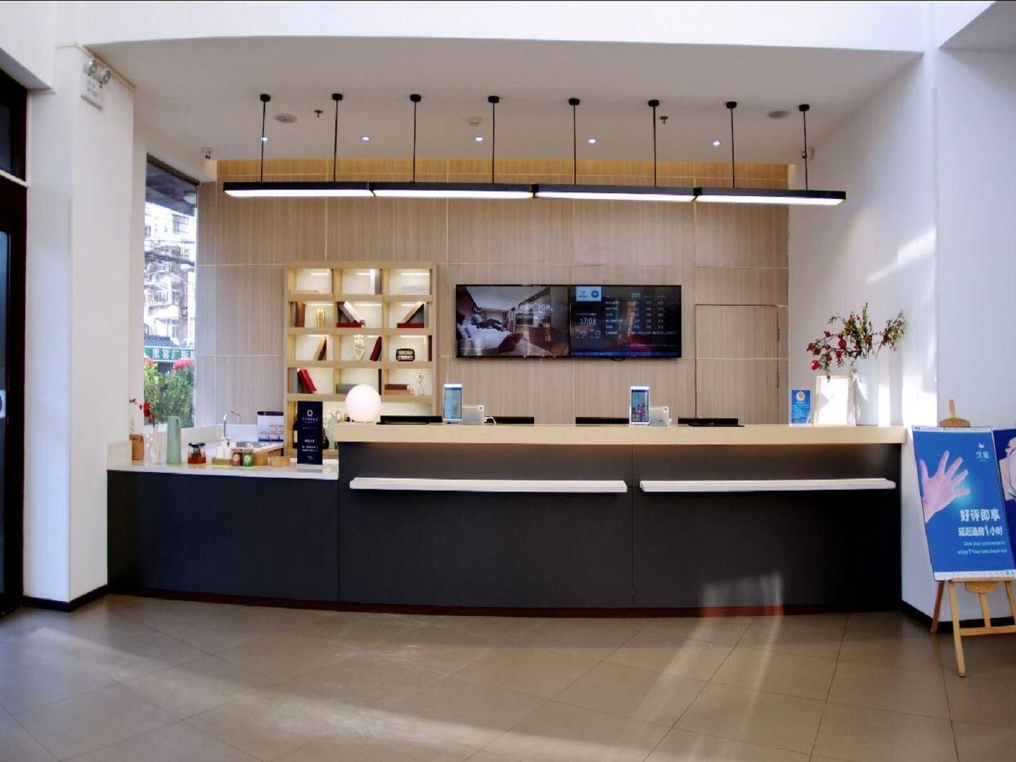 3616815809ed9f99cedd1fbe4a5bae1f