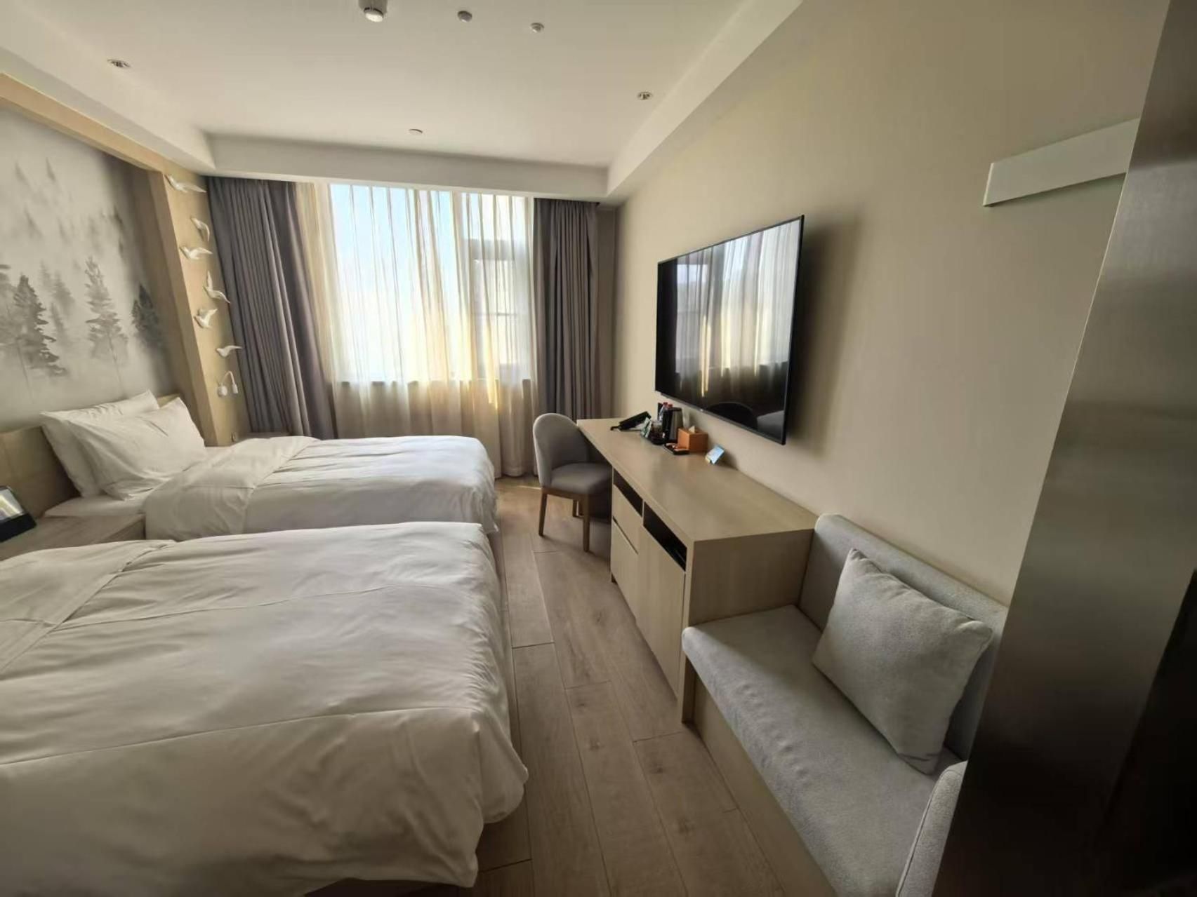 Standard Twin Room