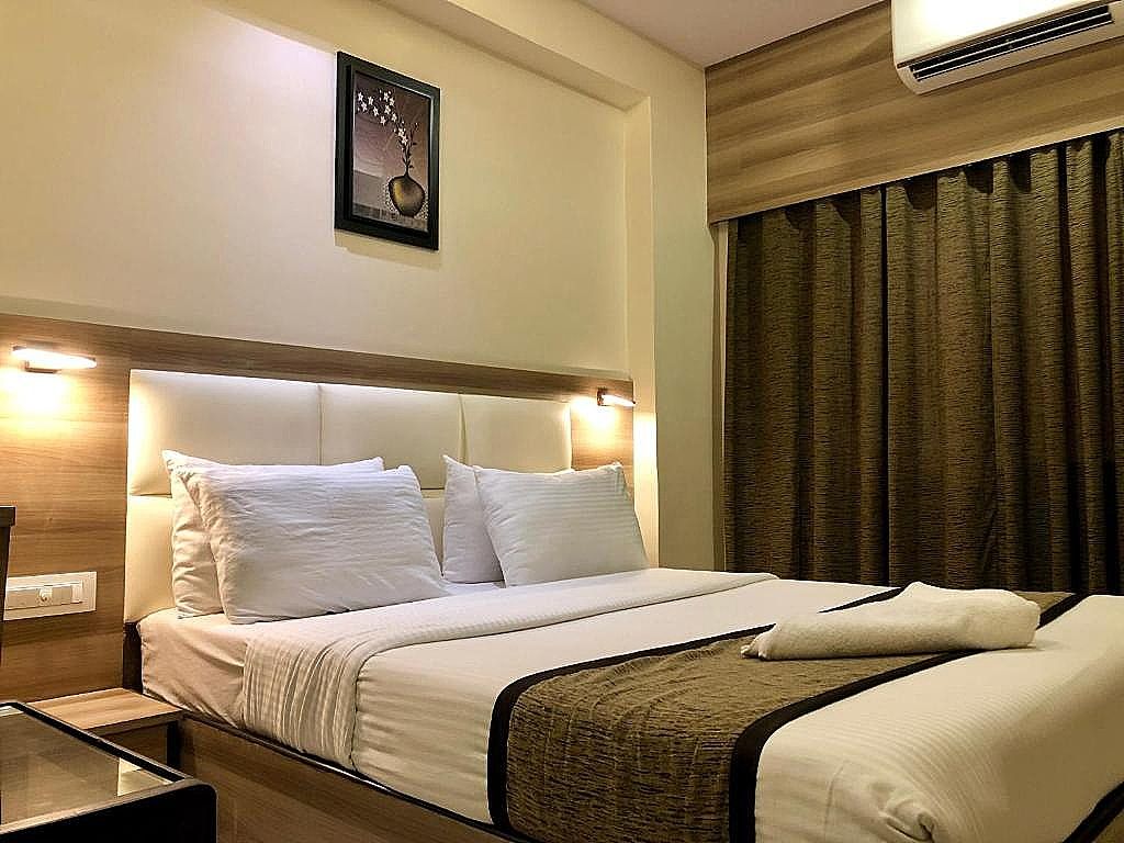 Hotel Avon Ruby Dadar Executive Room 5