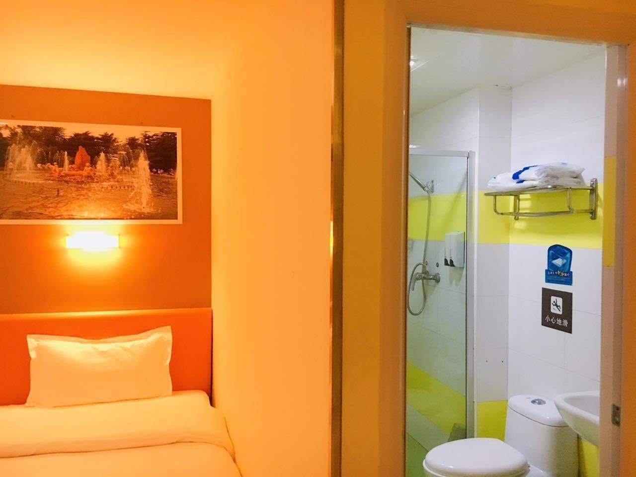 Select Twin Room