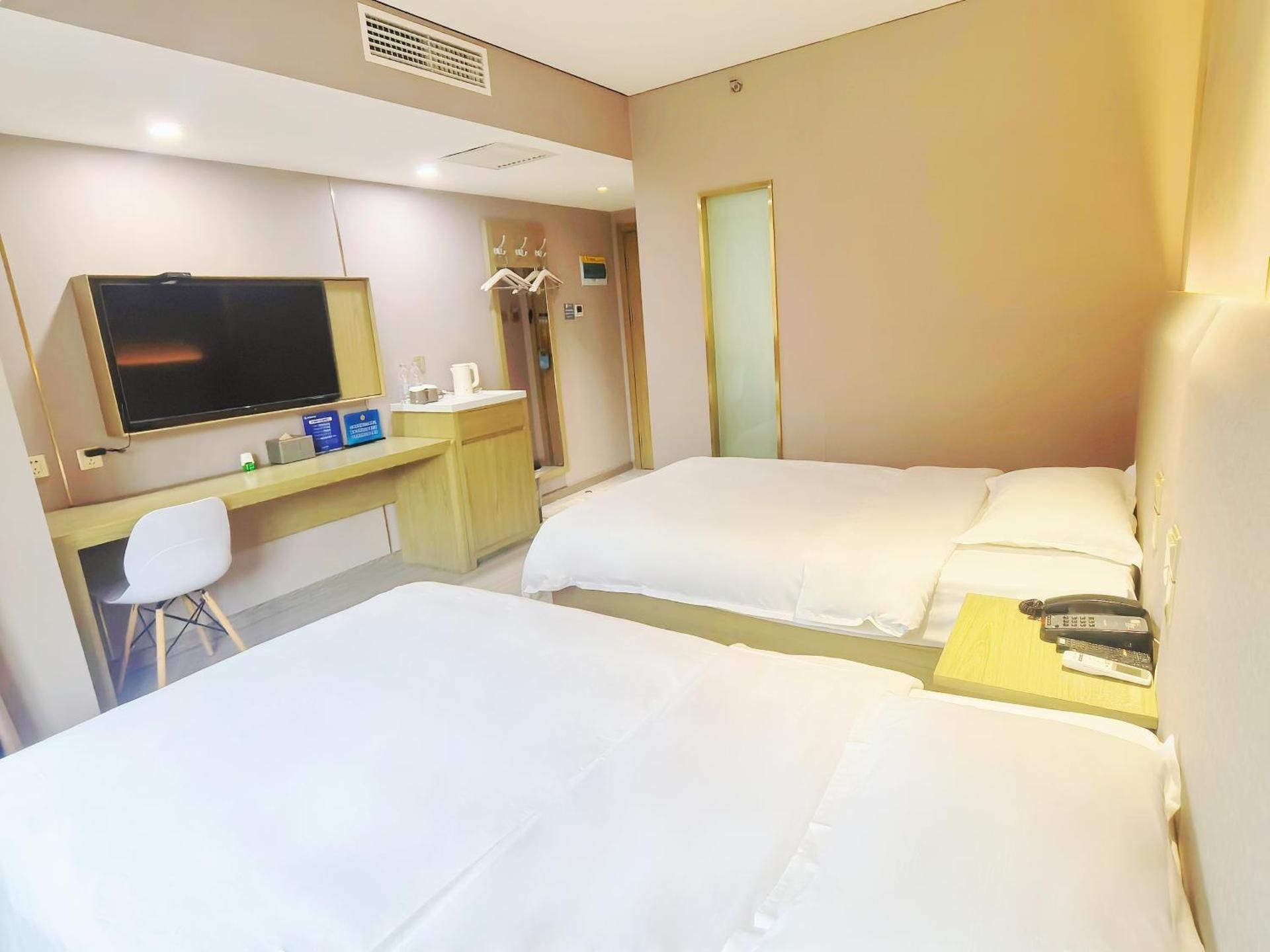 Deluxe Double Room with Two Double Beds