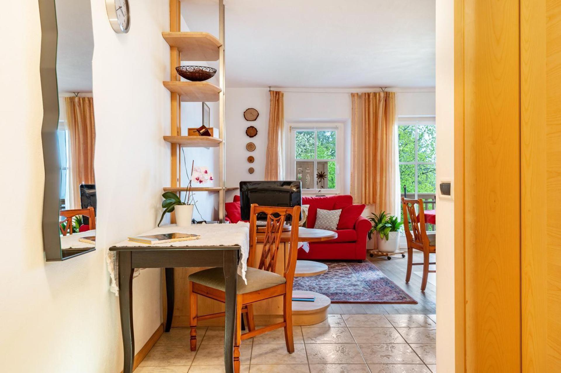 Superior One-Bedroom Apartment with Balcony