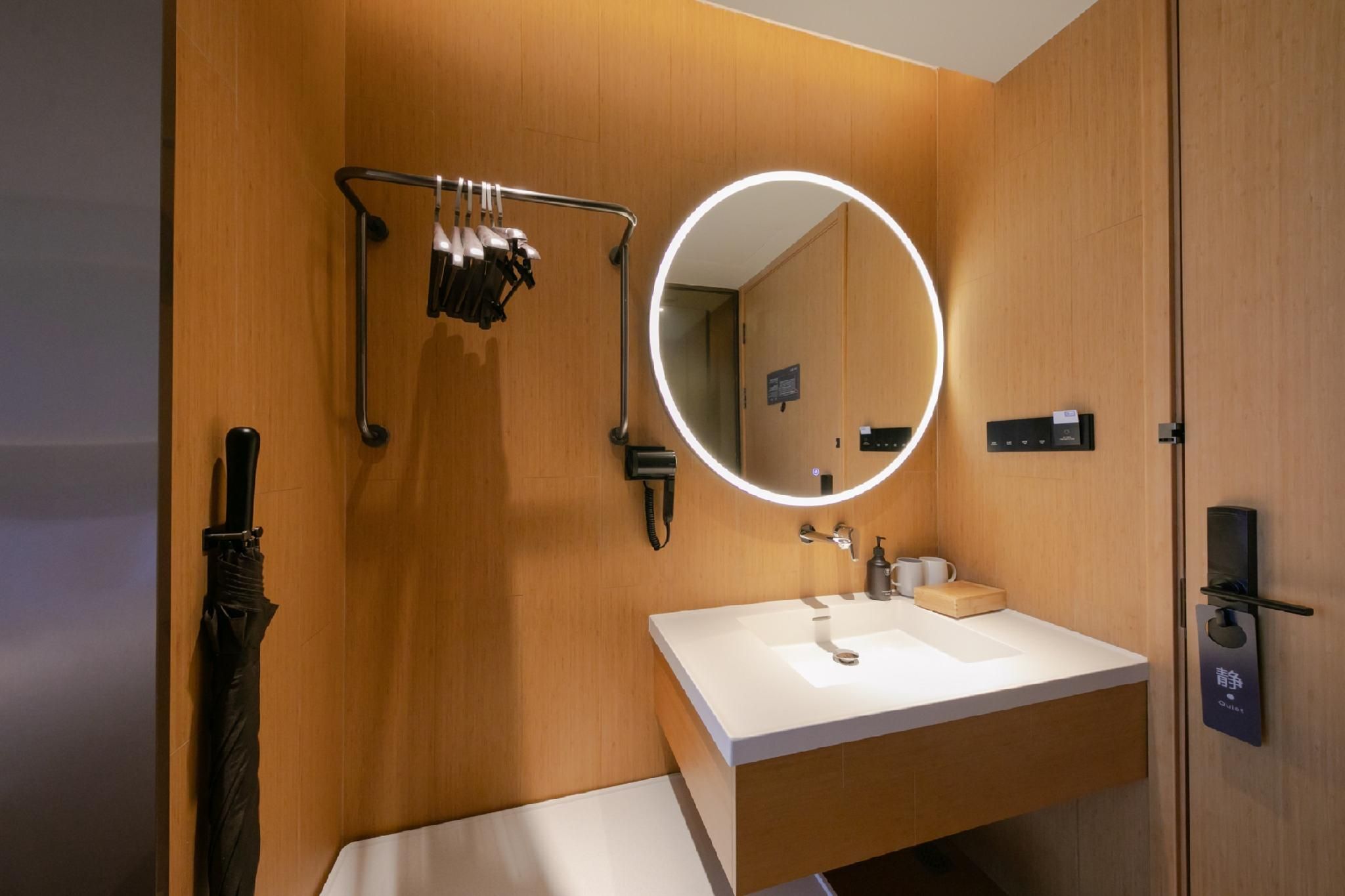 Business Queen Bed Room