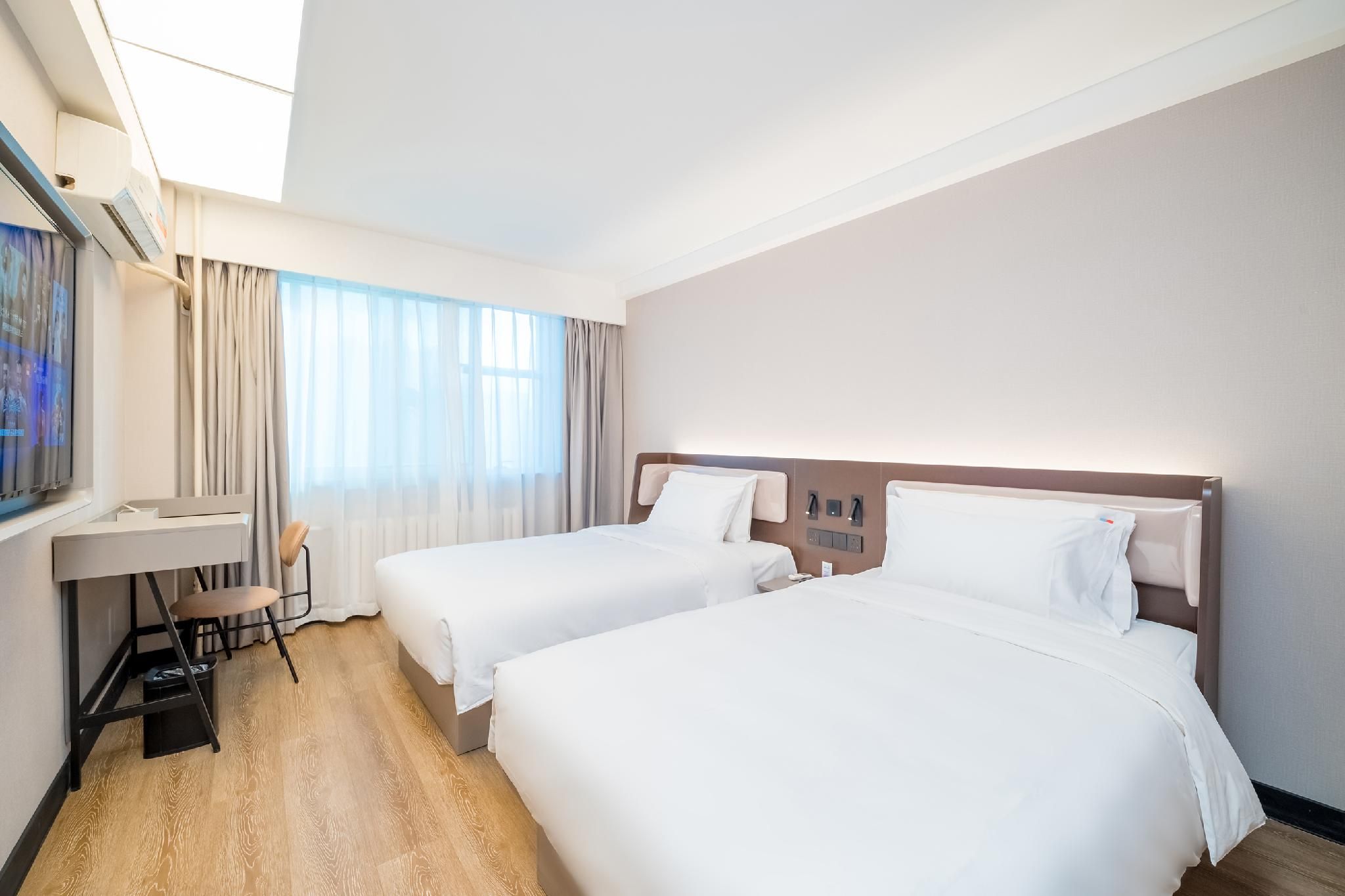 Huazhu - Twin Room