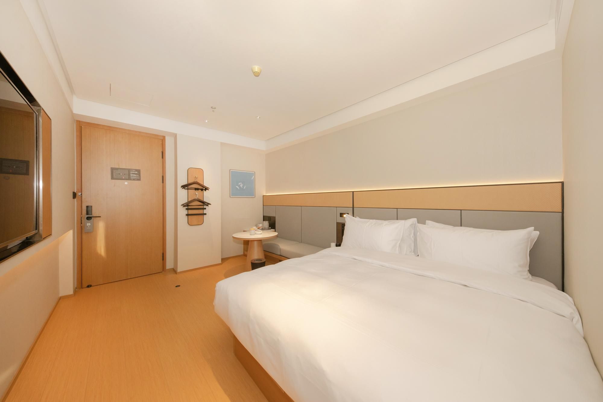 Huazhu - Superior Bed Room A