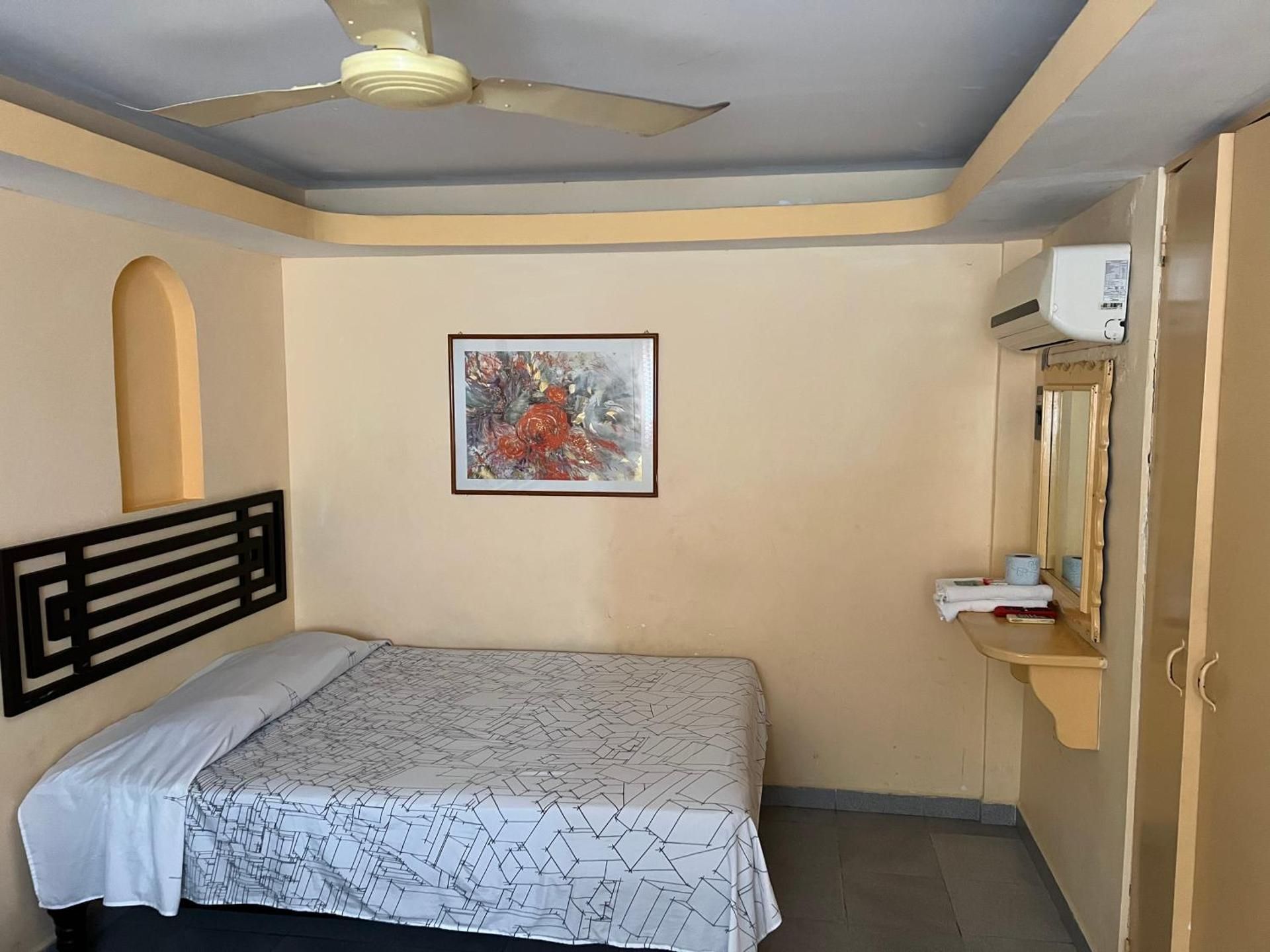 Twin Room with Private Bathroom