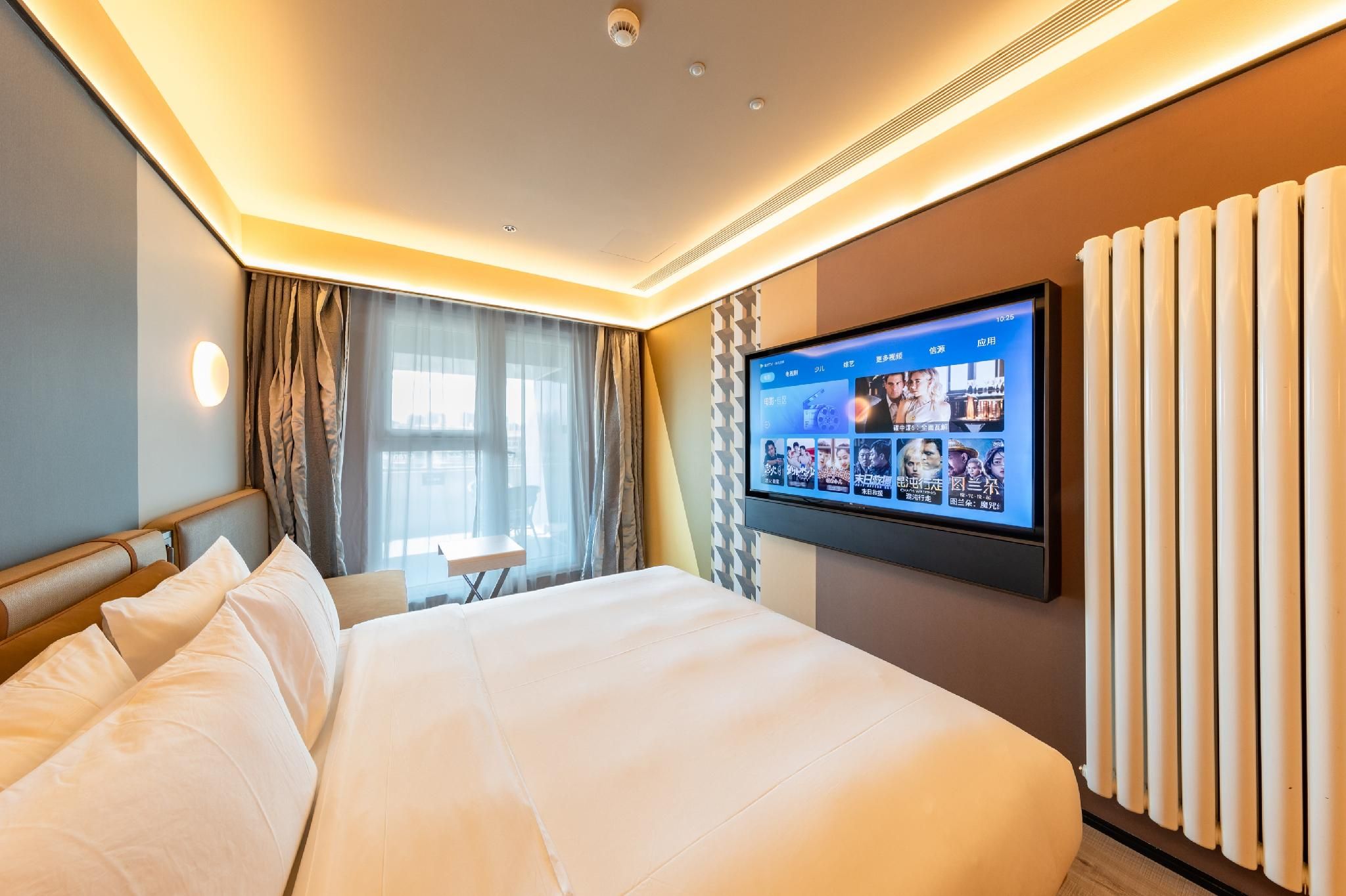 Deluxe Family Room, Guest room