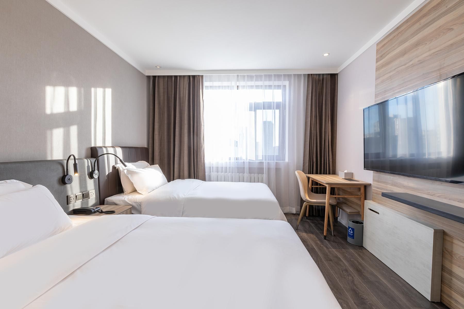 28881439_211124140300108796949