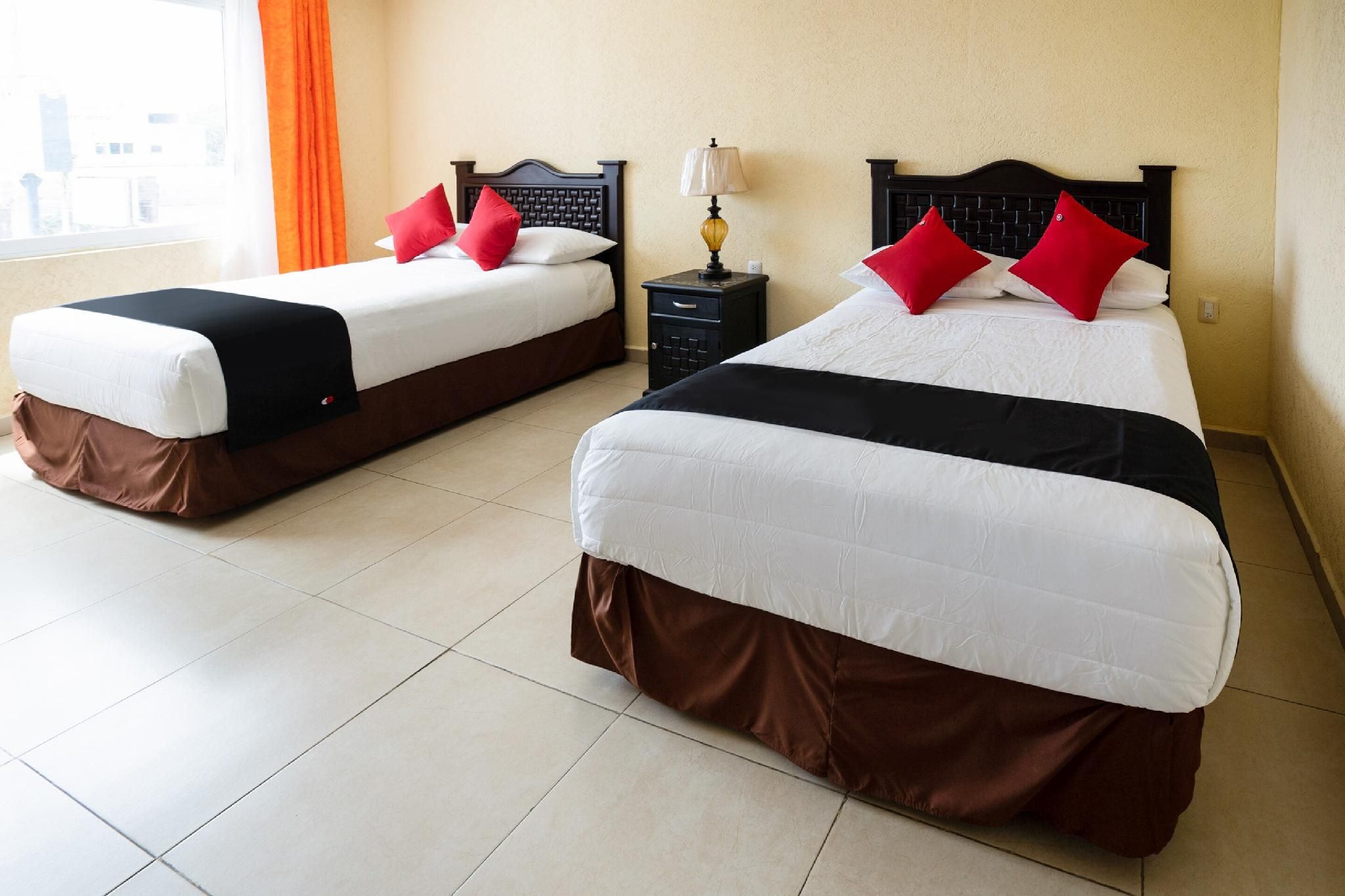 Capital O Hotel Los Caracoles Standard Two Beds