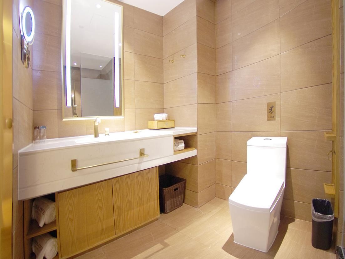 12213939_20011510160087104451