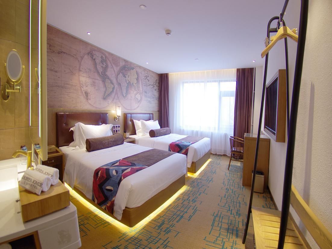 James Joyce - Feifan Twin