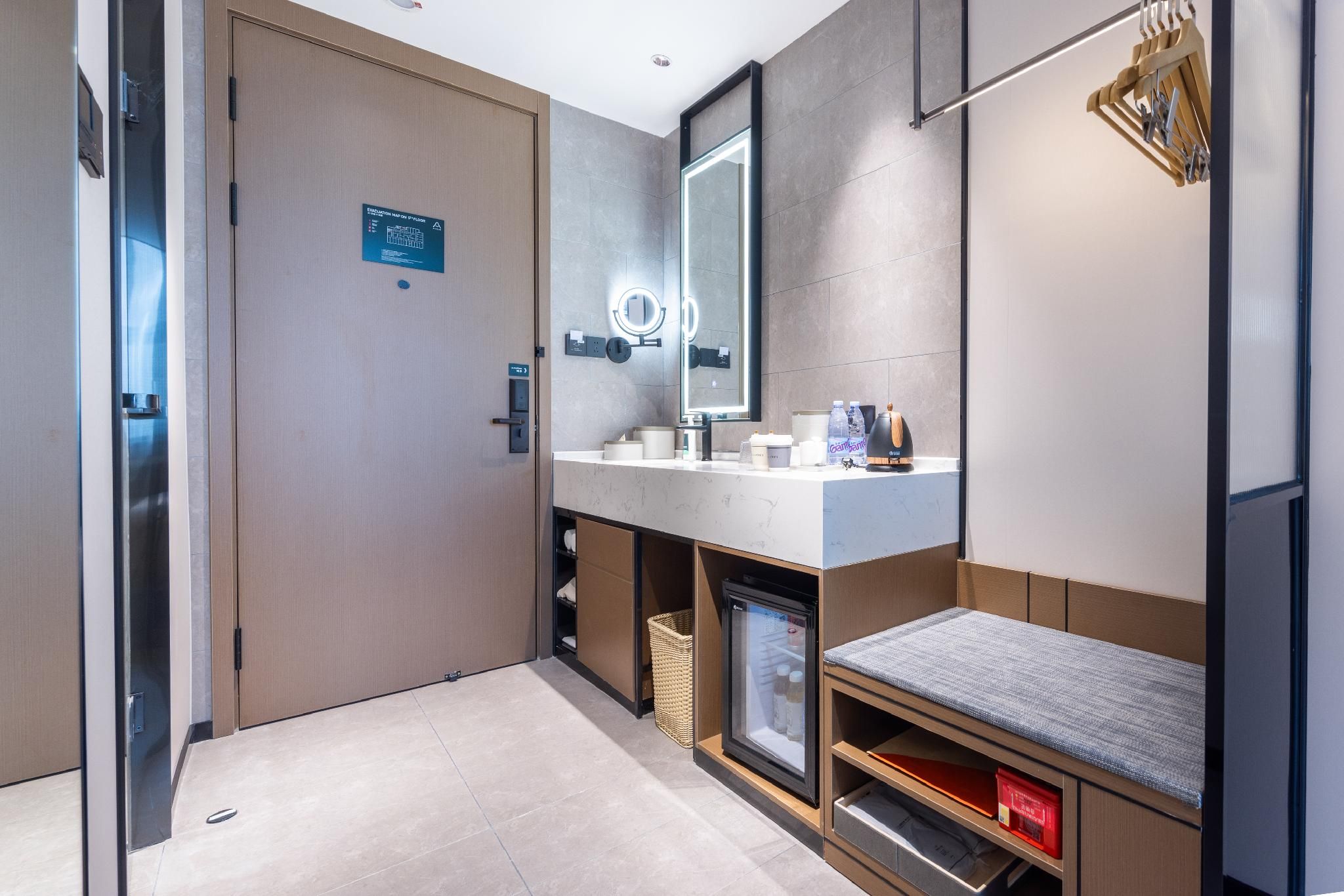 Executive room, Guest room, 1 Queen