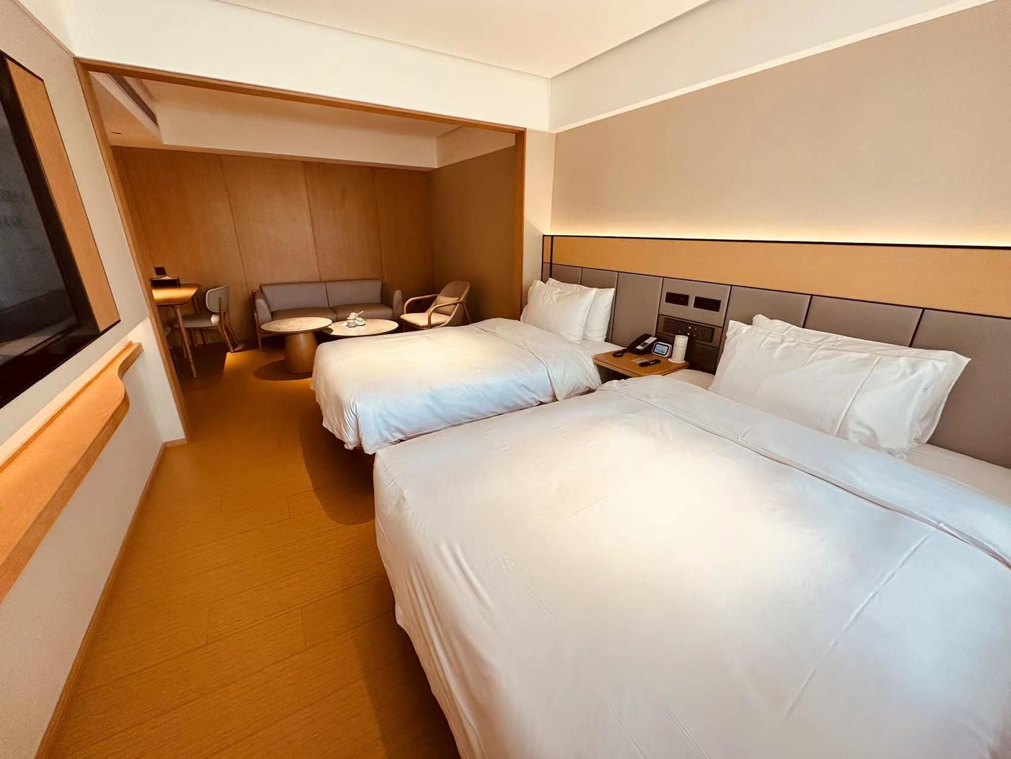 Huazhu - Superior Family Room