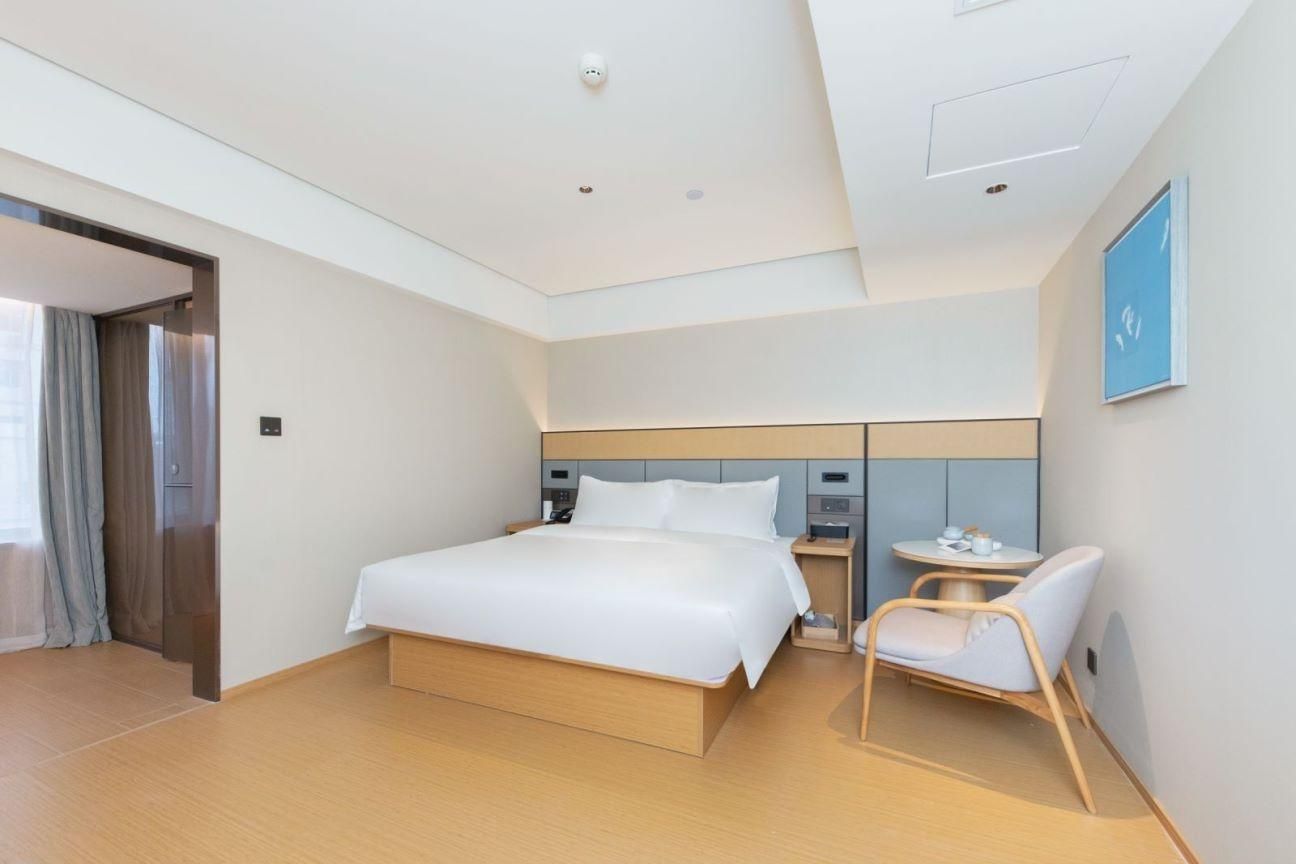 Huazhu - Superior BedRoom