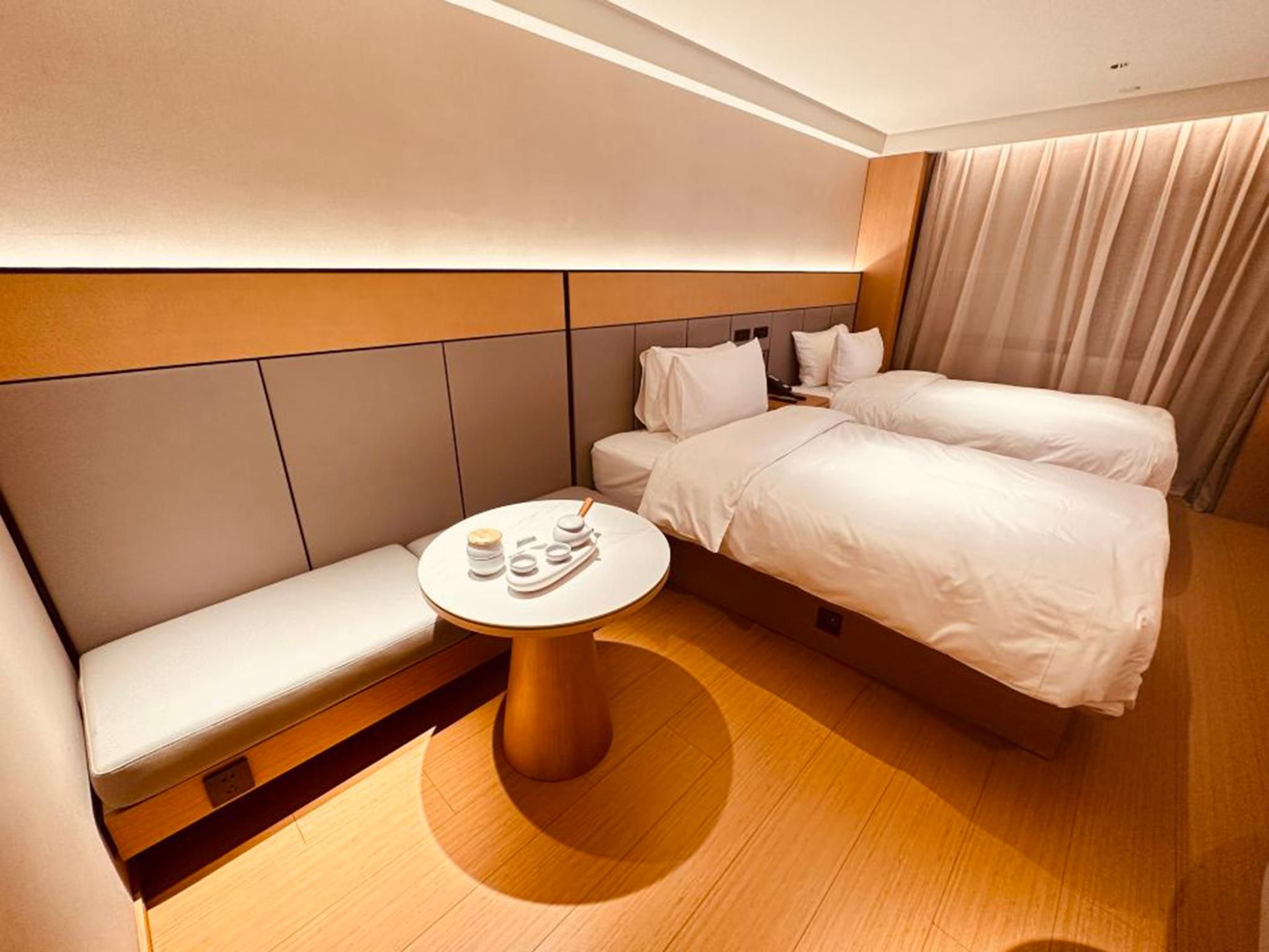 Twin Room A