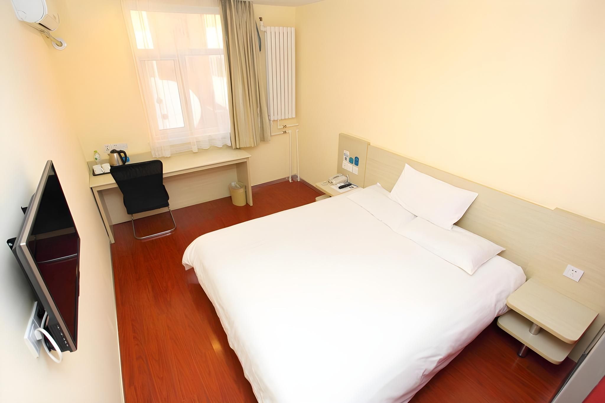 WH - Traditional Bed Room