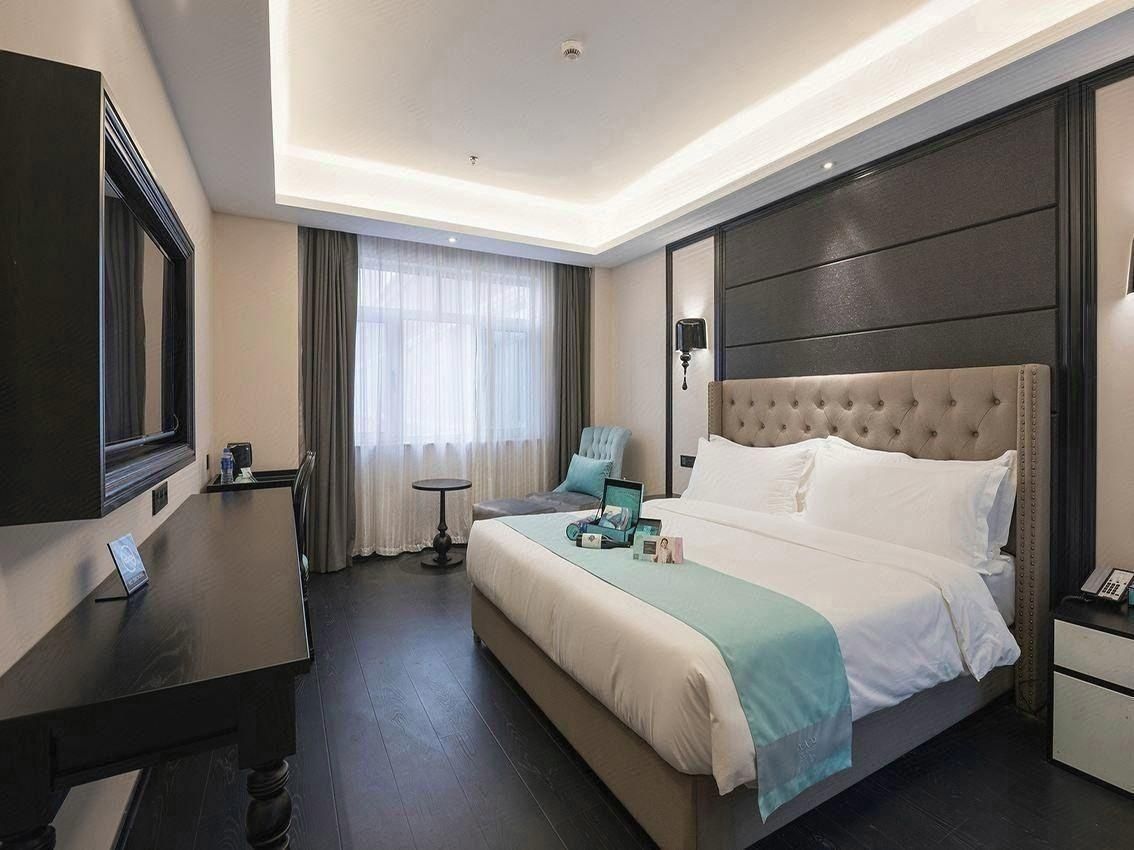 WH - Godness Romantic Bed Room