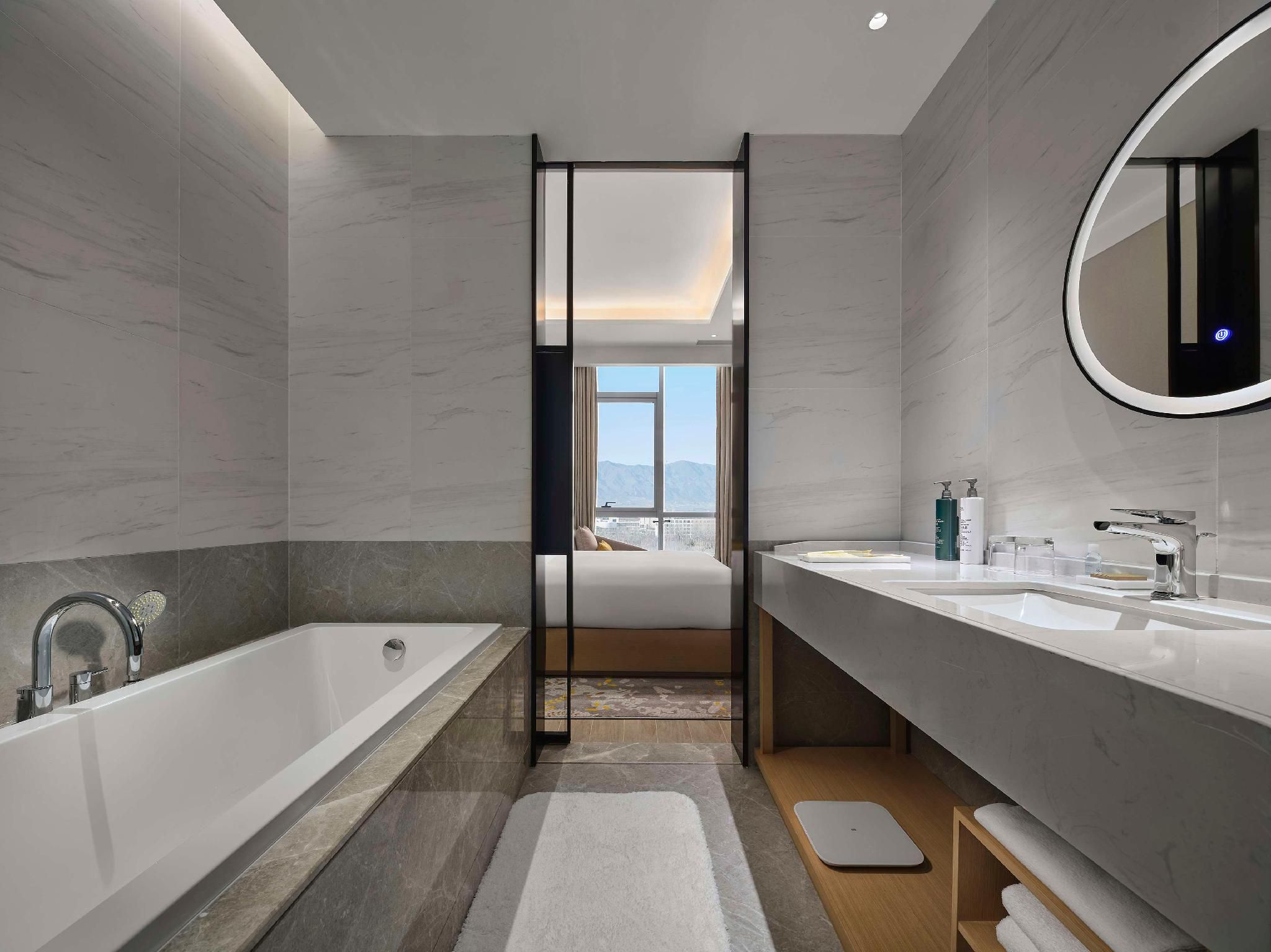 King Deluxe Room
