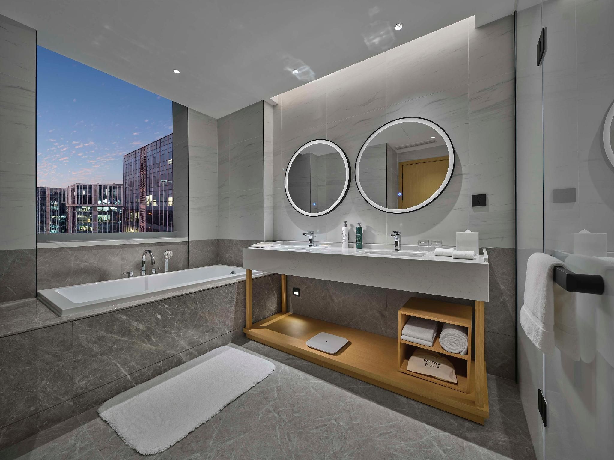 King Premium Suite