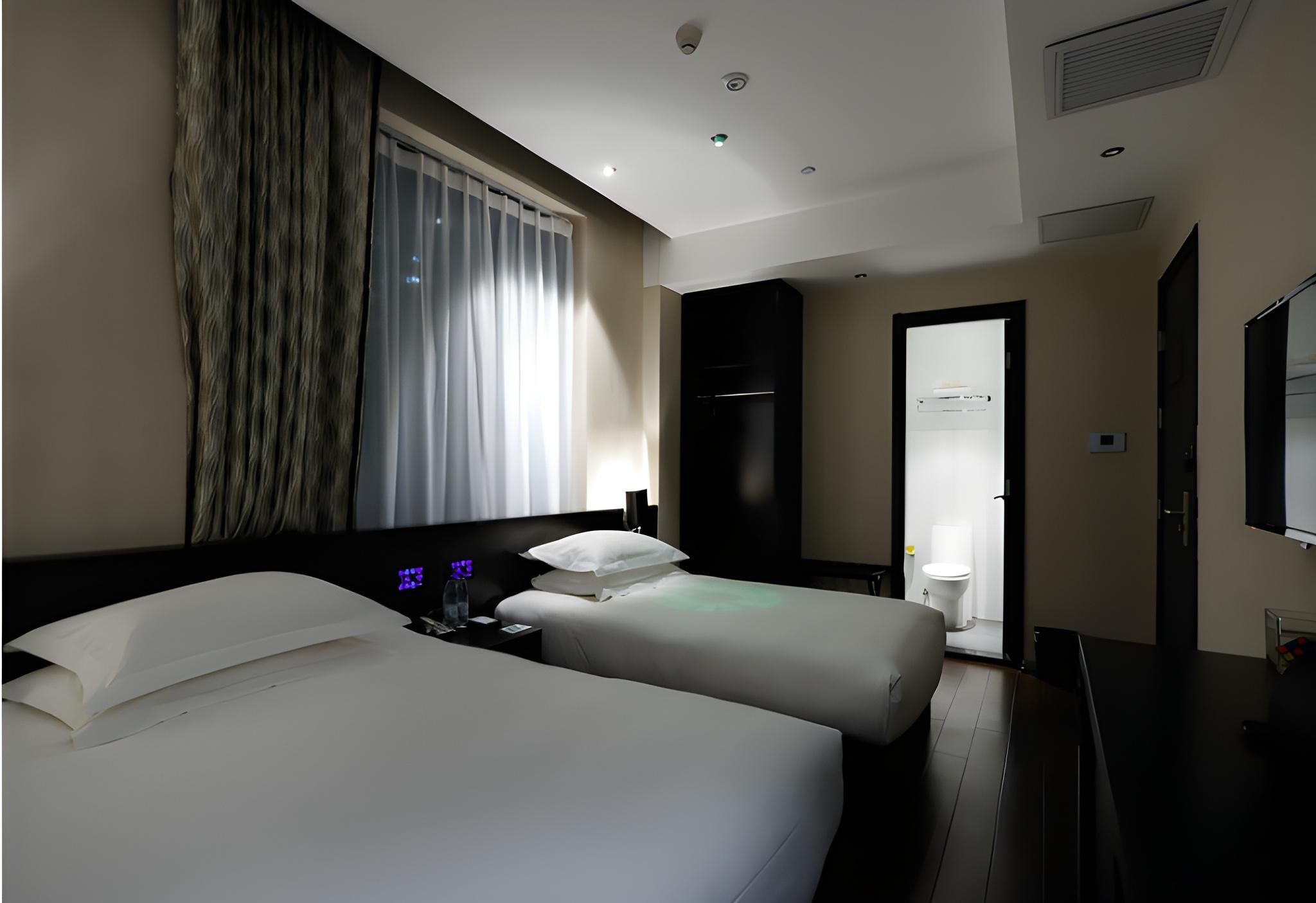 Parent-child Room
