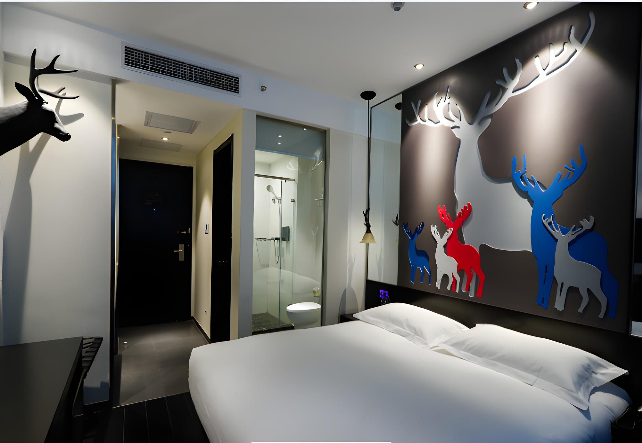 Huazhu - Superior BedRoom