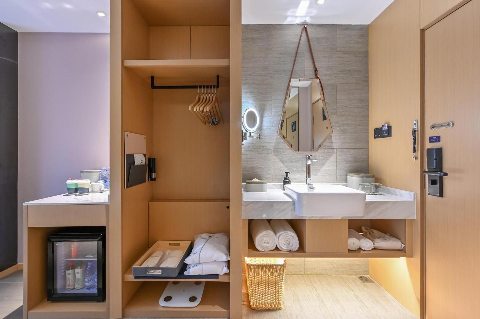 Atour - JIMU Twin Room