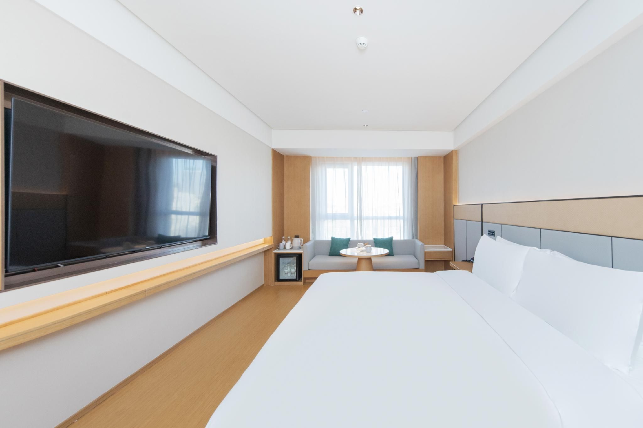 Huazhu - Business Bed Room