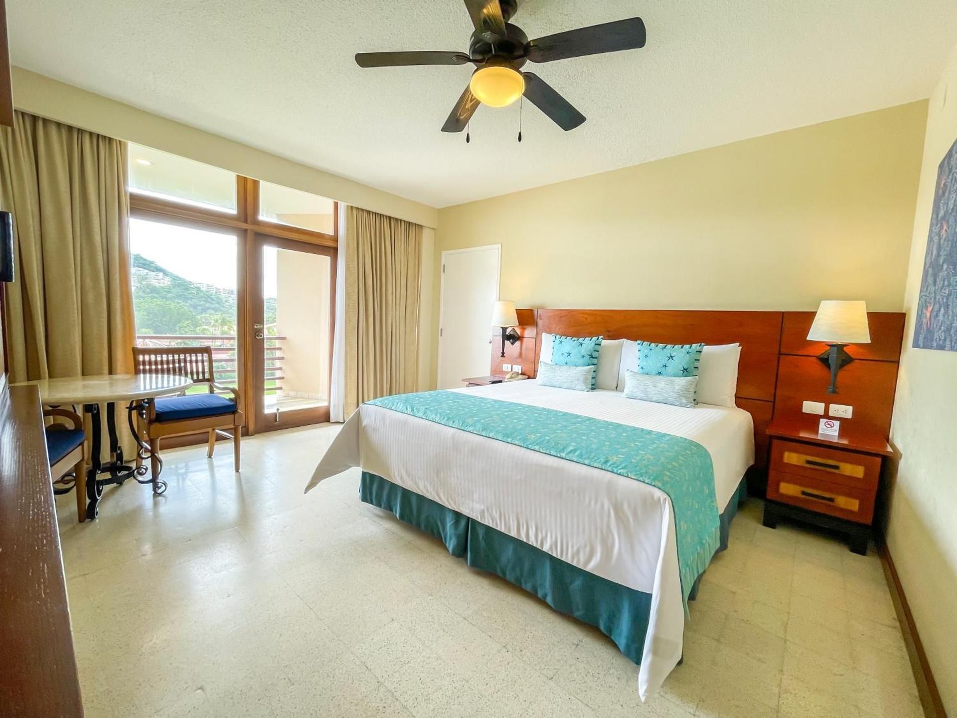 Superior Ocean View King 