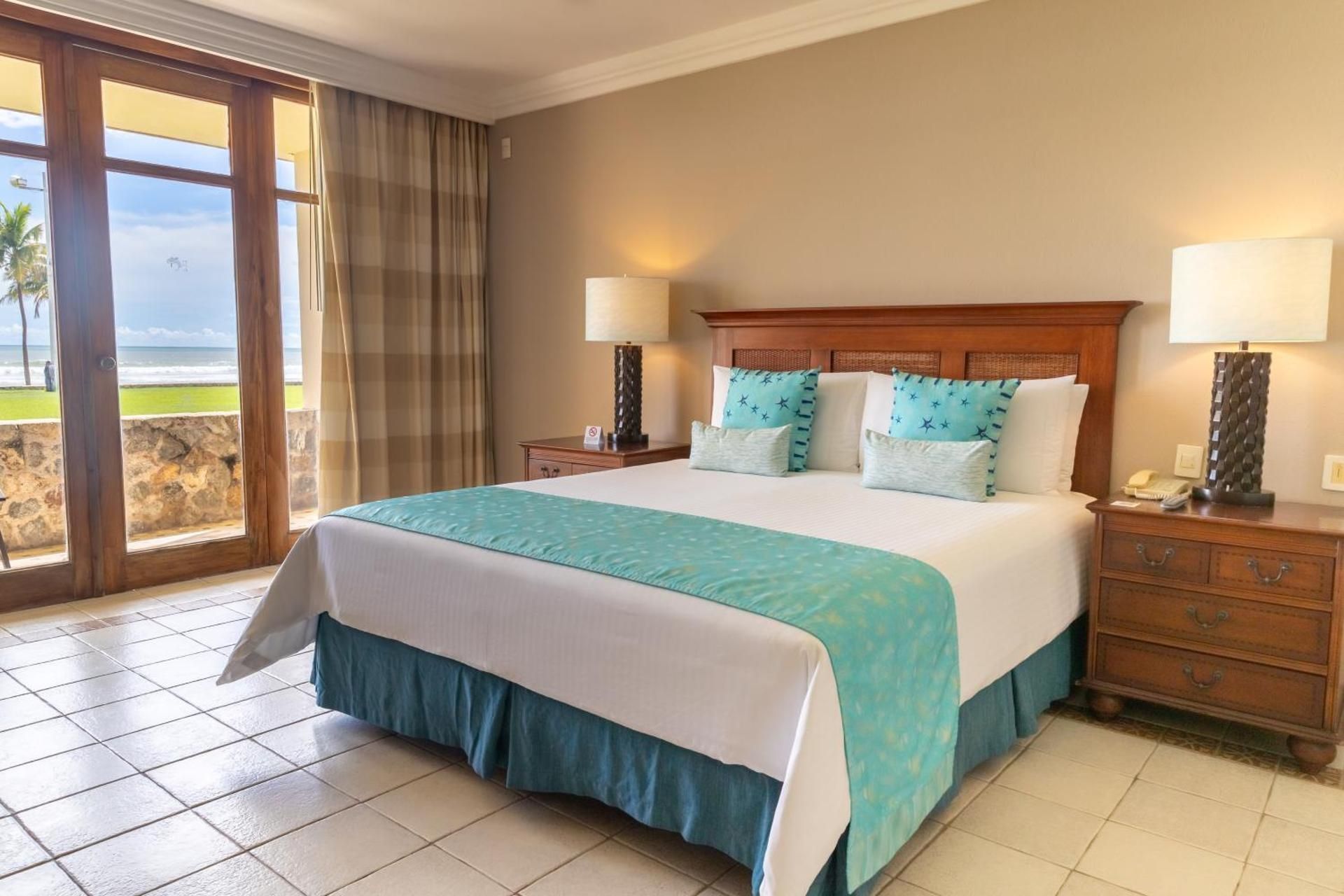 Deluxe Ocean View King
