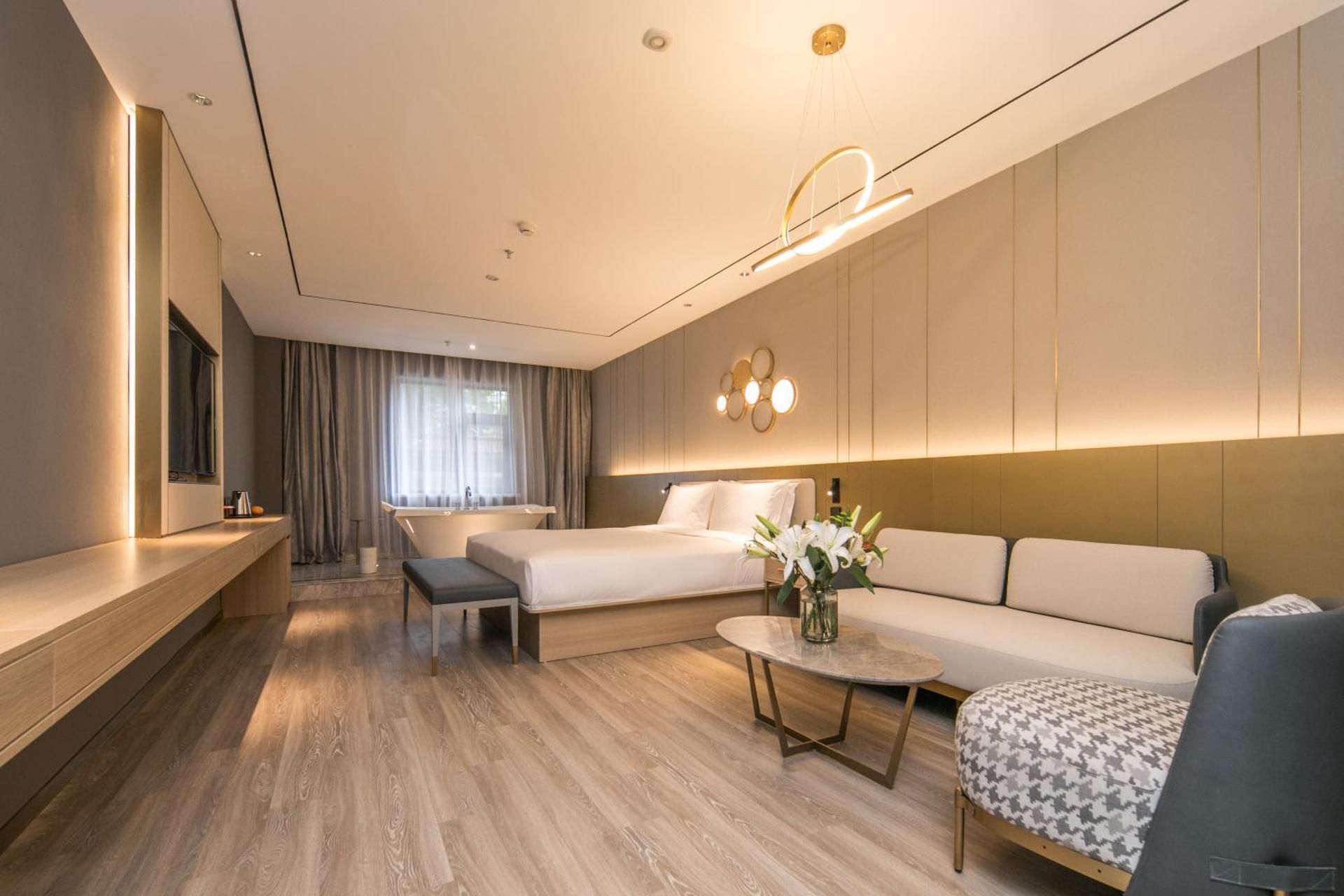 Deluxe Single Room