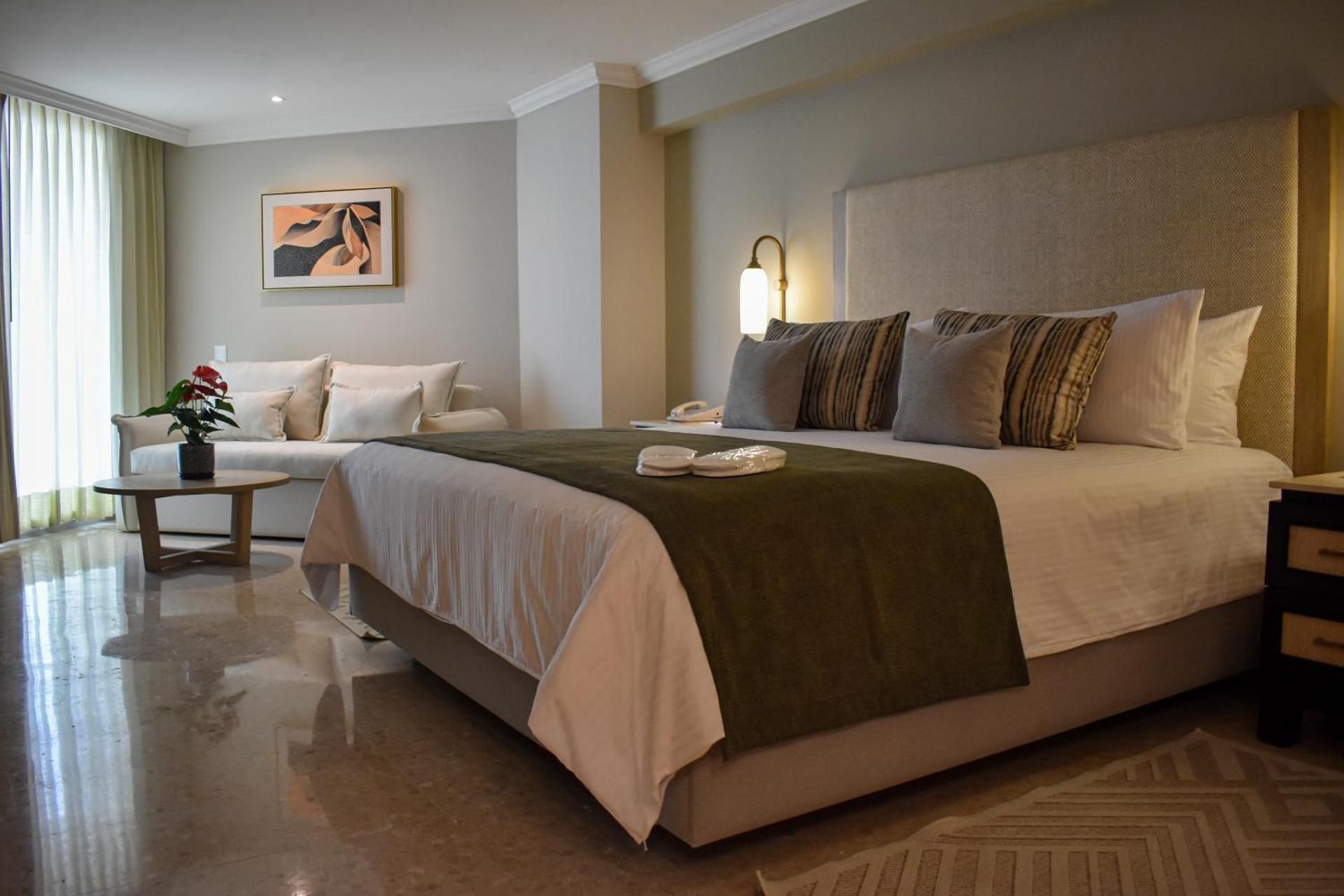 Princesa Loft Golf View King