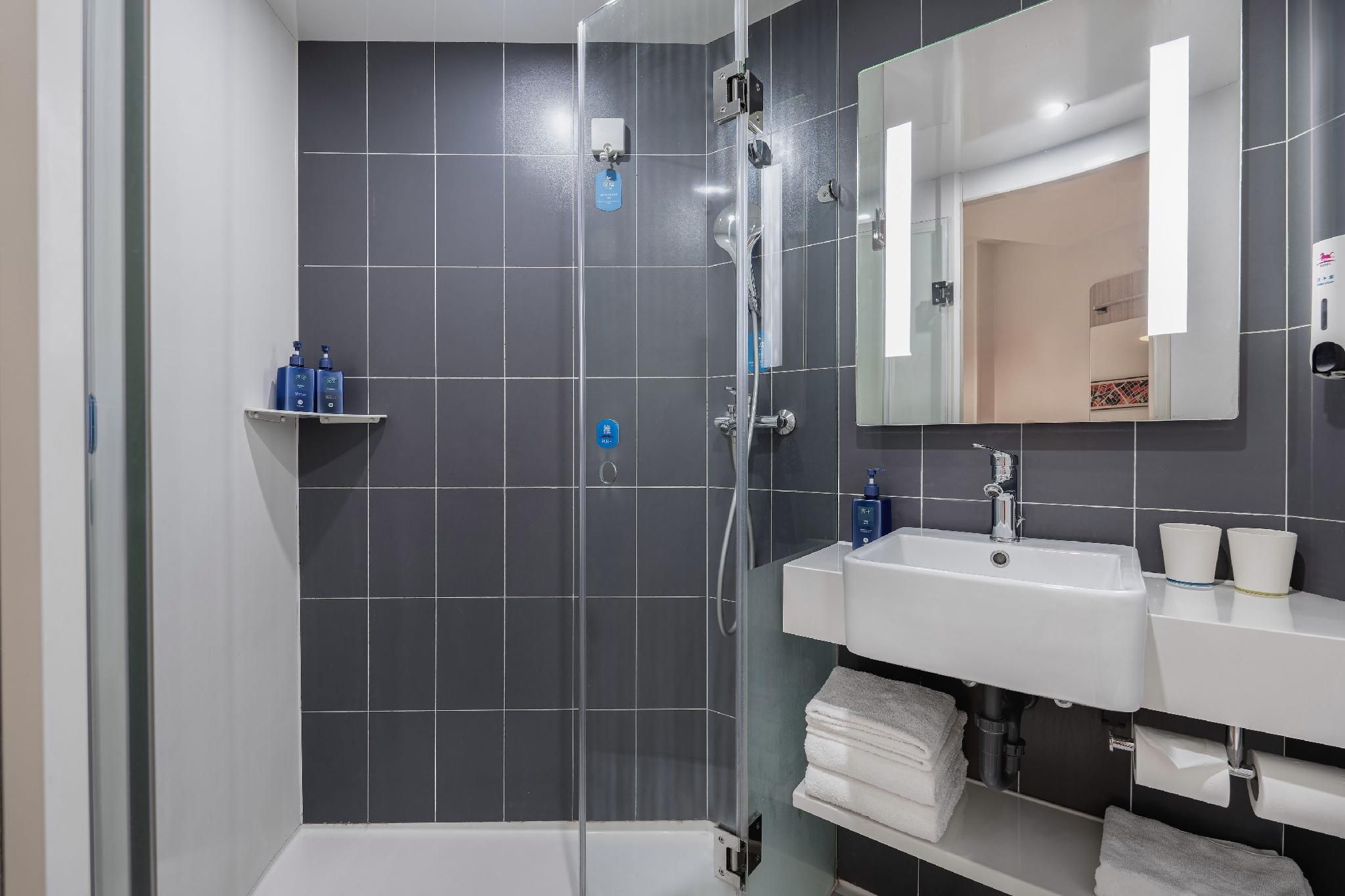 de8f6307c30aa9c34f51a574c6f457e8