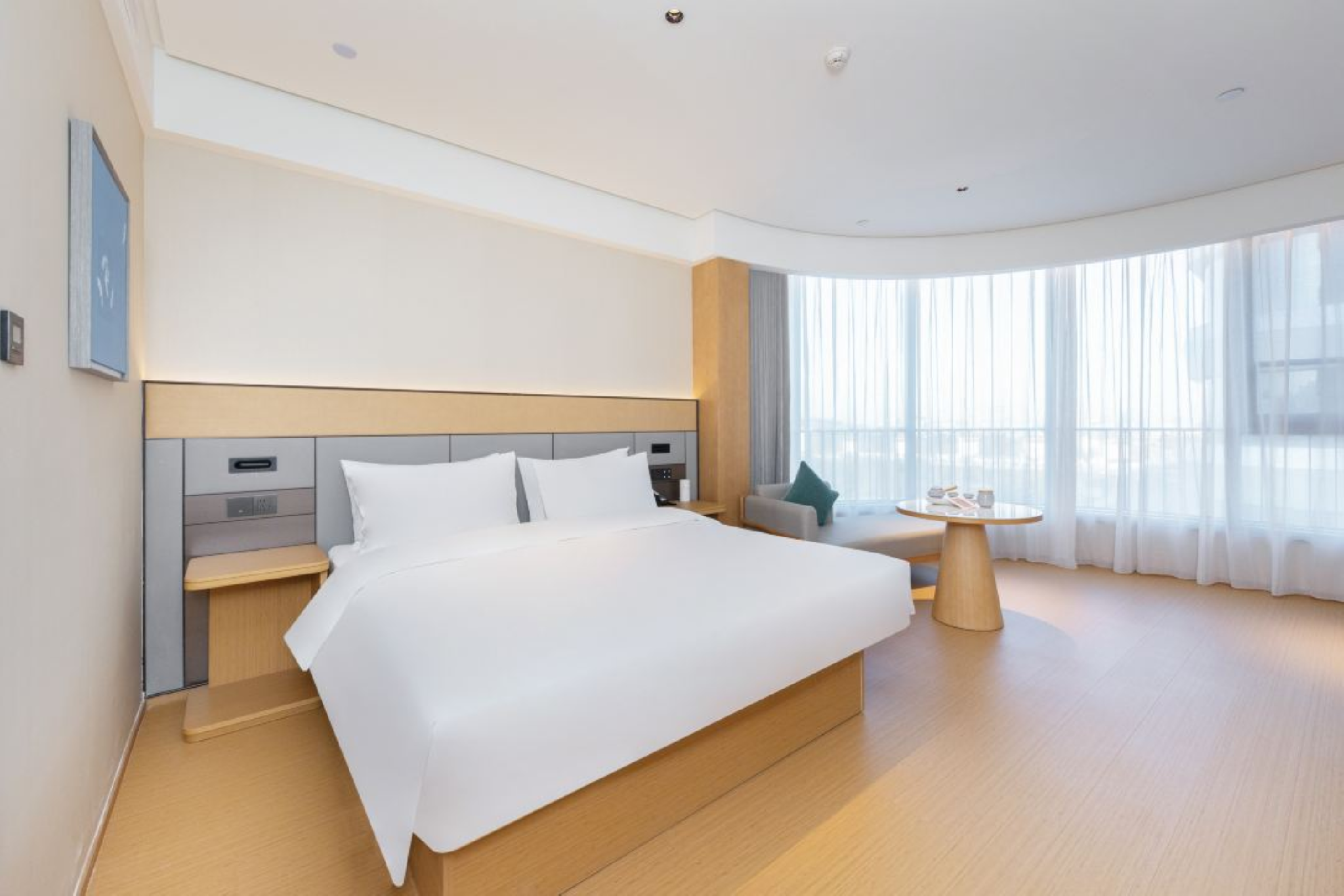 Superior Queen Room with View